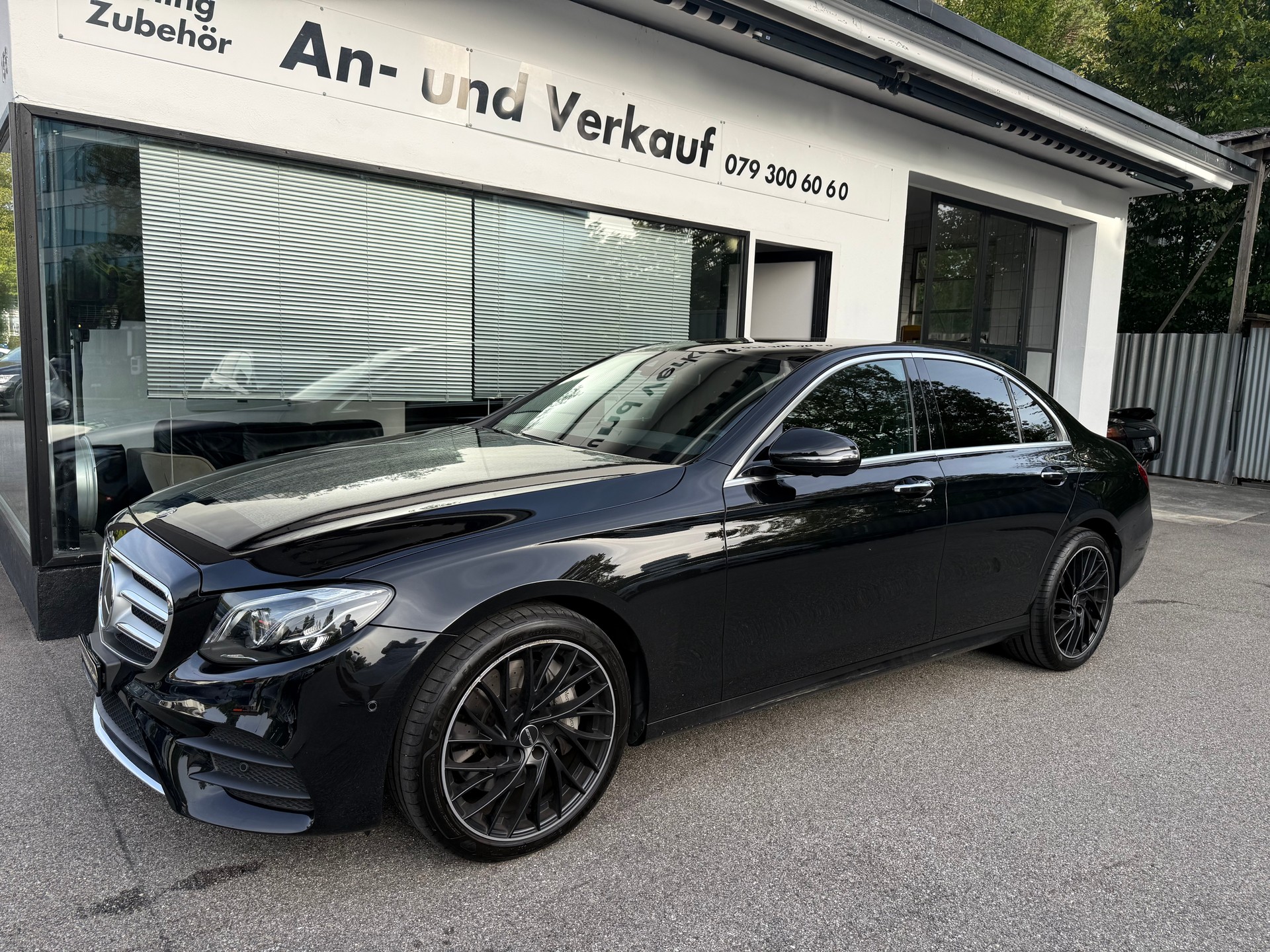 MERCEDES-BENZ E 450 AMG Line 4Matic 9G-Tronic - 1