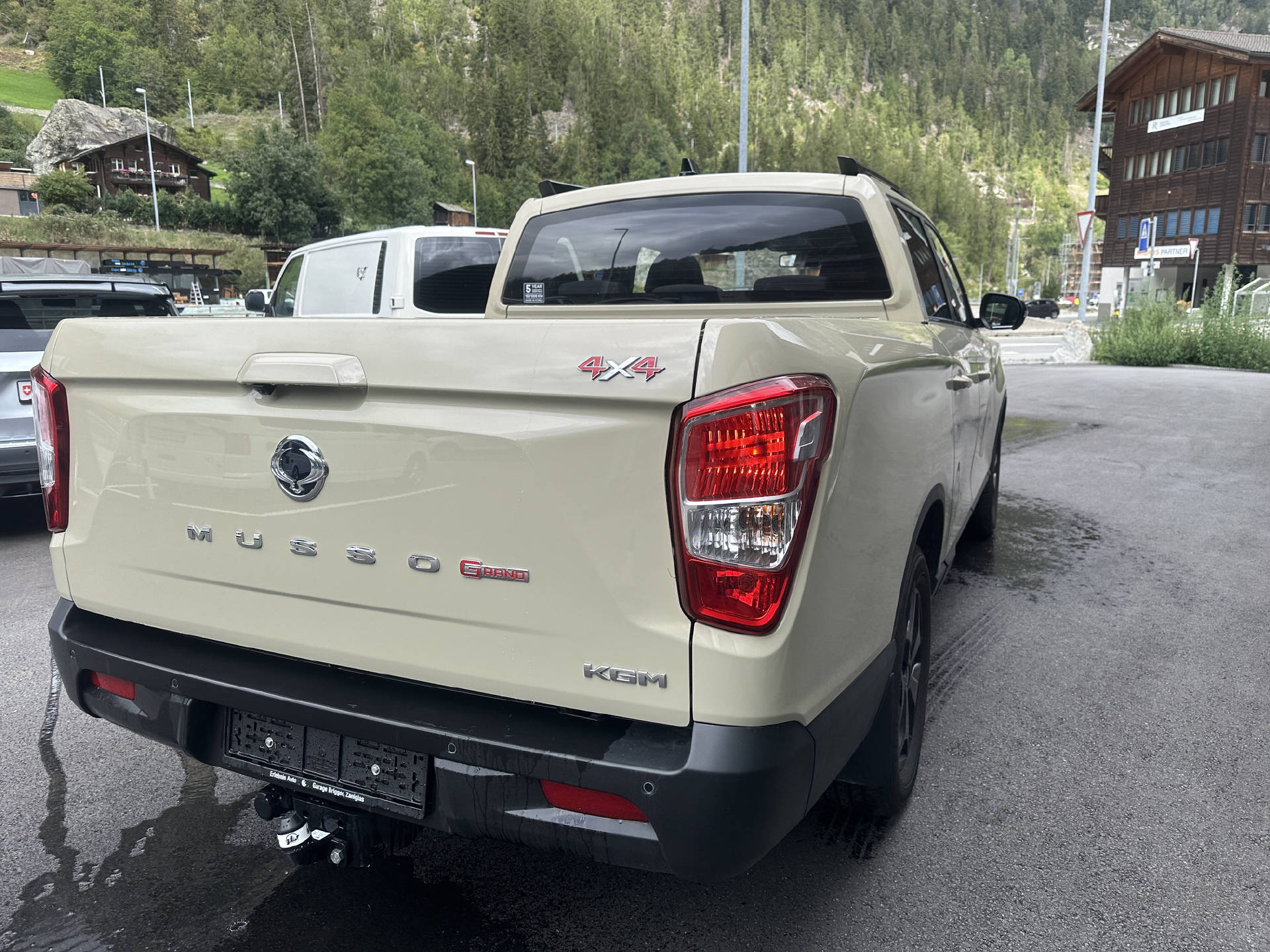 KGM-SsangYong Grand Musso 2.2 e-XDI Blackline - 4