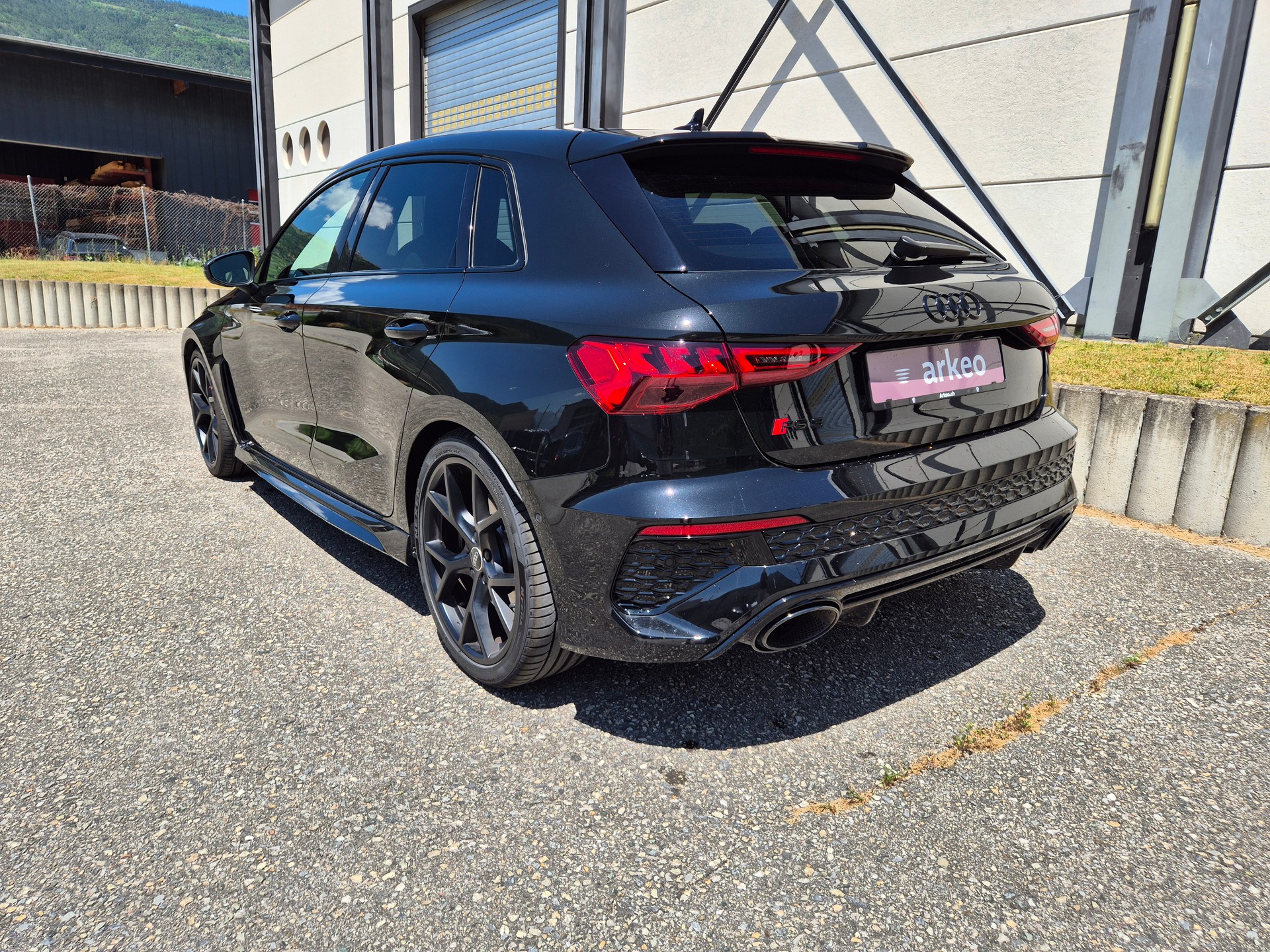 AUDI RS3 Sportback 2.5 TSI quattro S-tronic - 5
