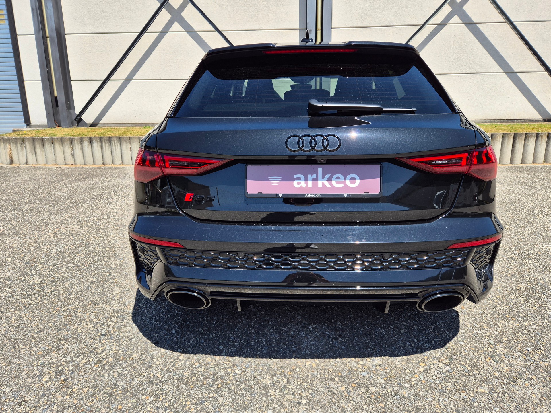 AUDI RS3 Sportback 2.5 TSI quattro S-tronic - 4