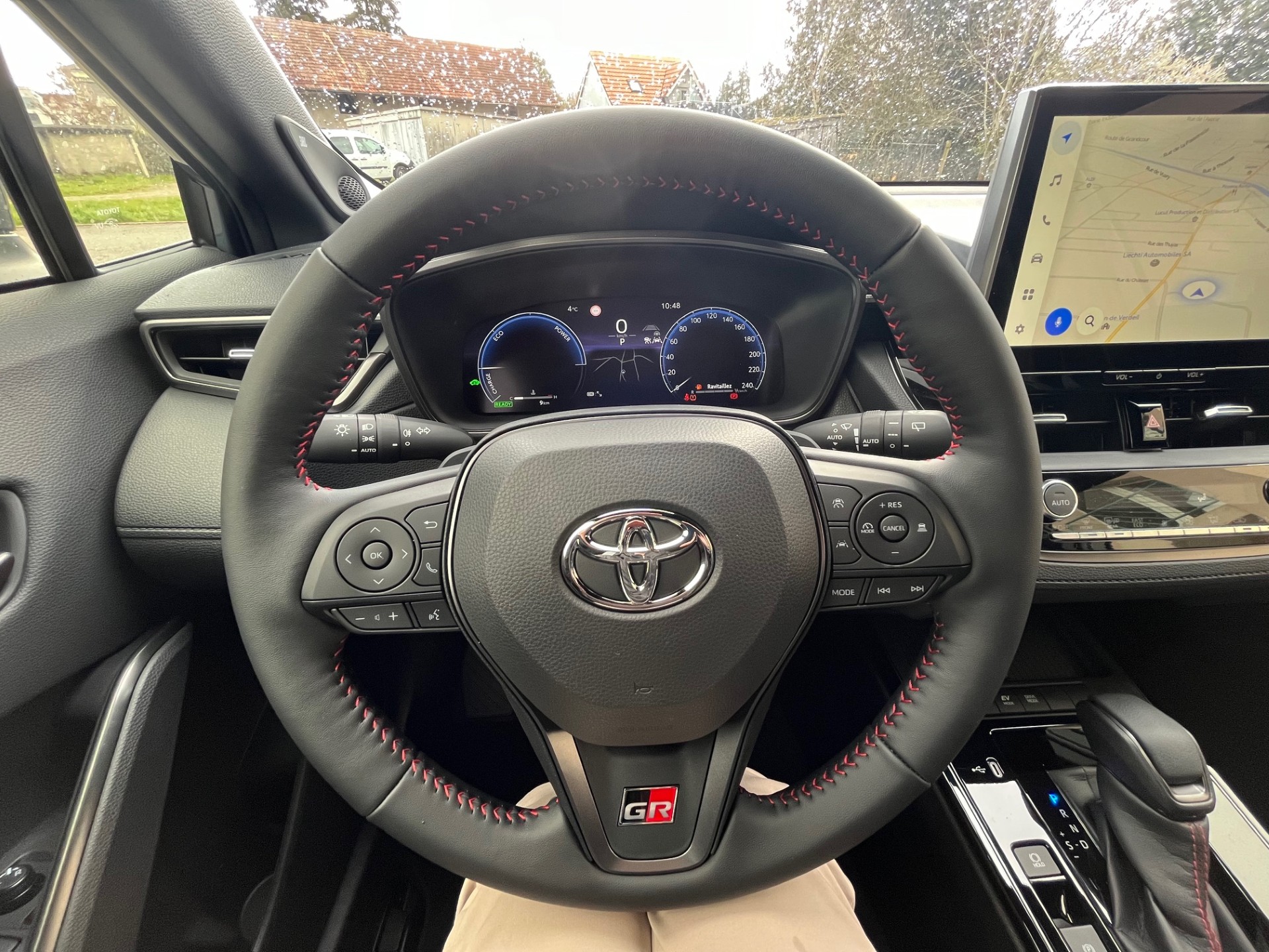 TOYOTA Corolla Cross 2.0 GR Sport e-CVT AWD - 14