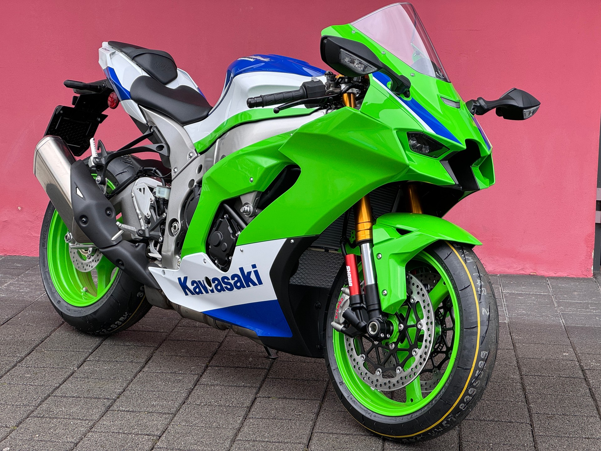 KAWASAKI Ninja ZX-10R 40th Anniversary - 11