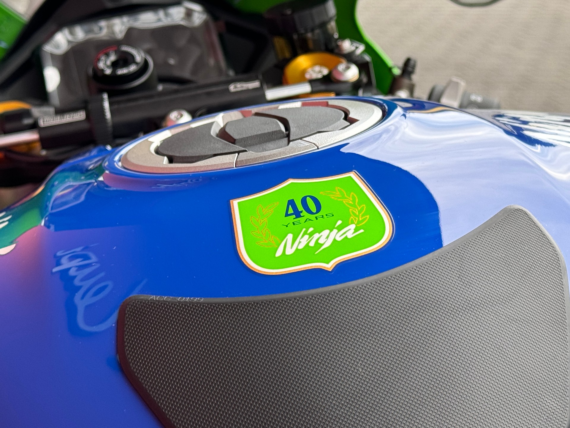 KAWASAKI Ninja ZX-10R 40th Anniversary - 4