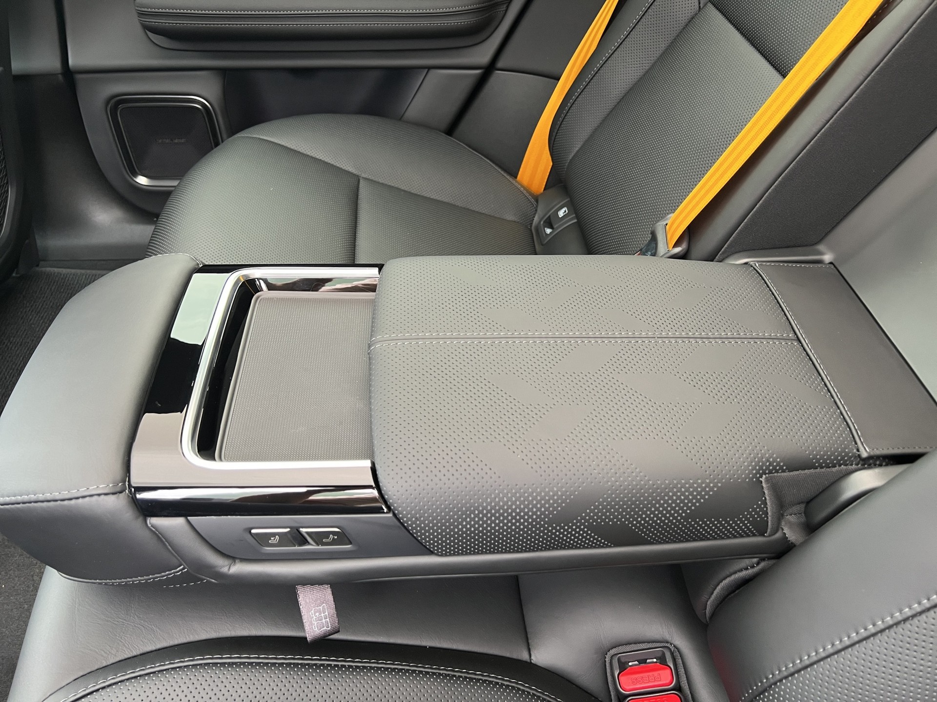 POLESTAR 4 Long Range Dual Motor Performance Plus - 56