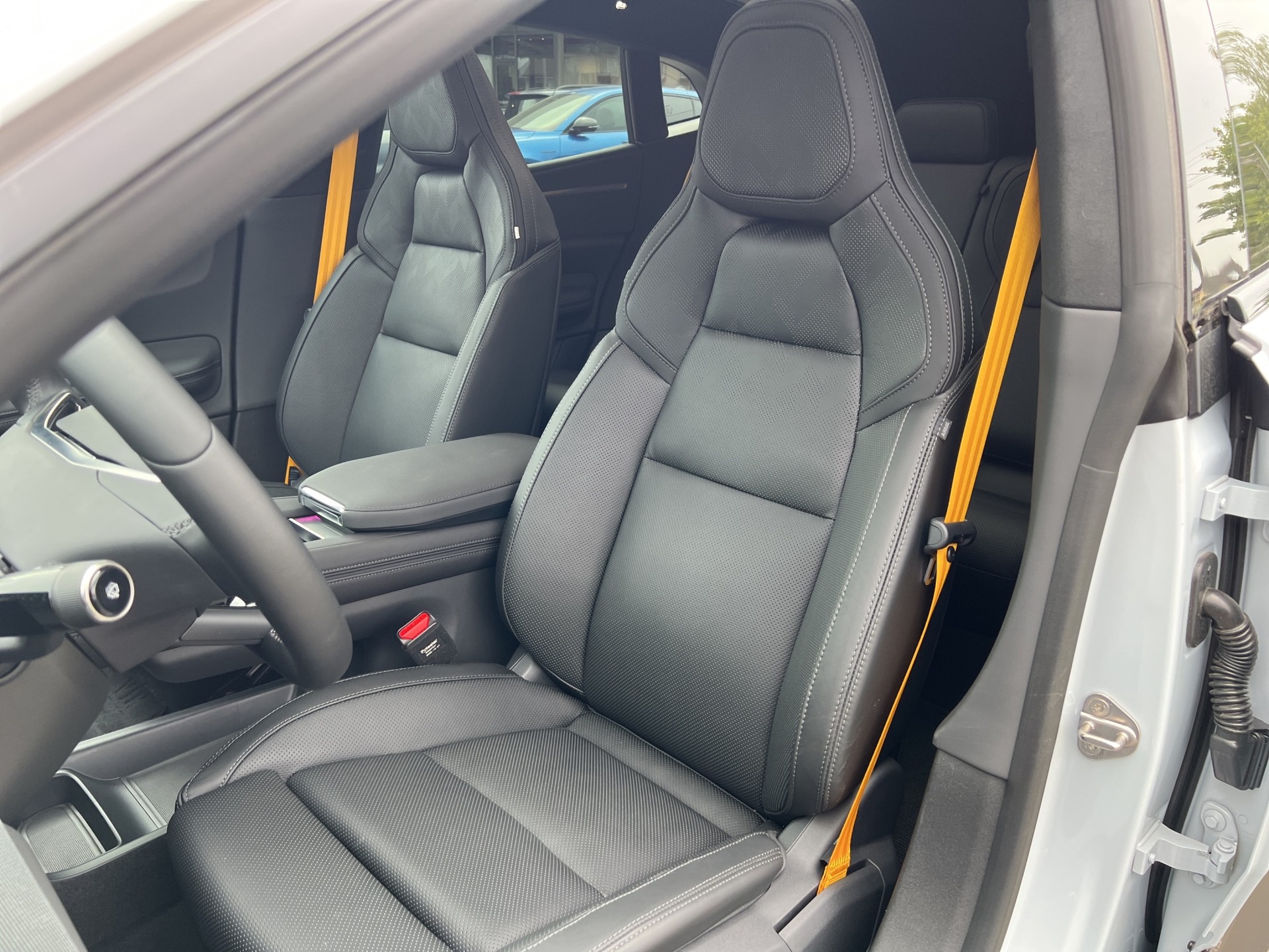 POLESTAR 4 Long Range Dual Motor Performance Plus - 51