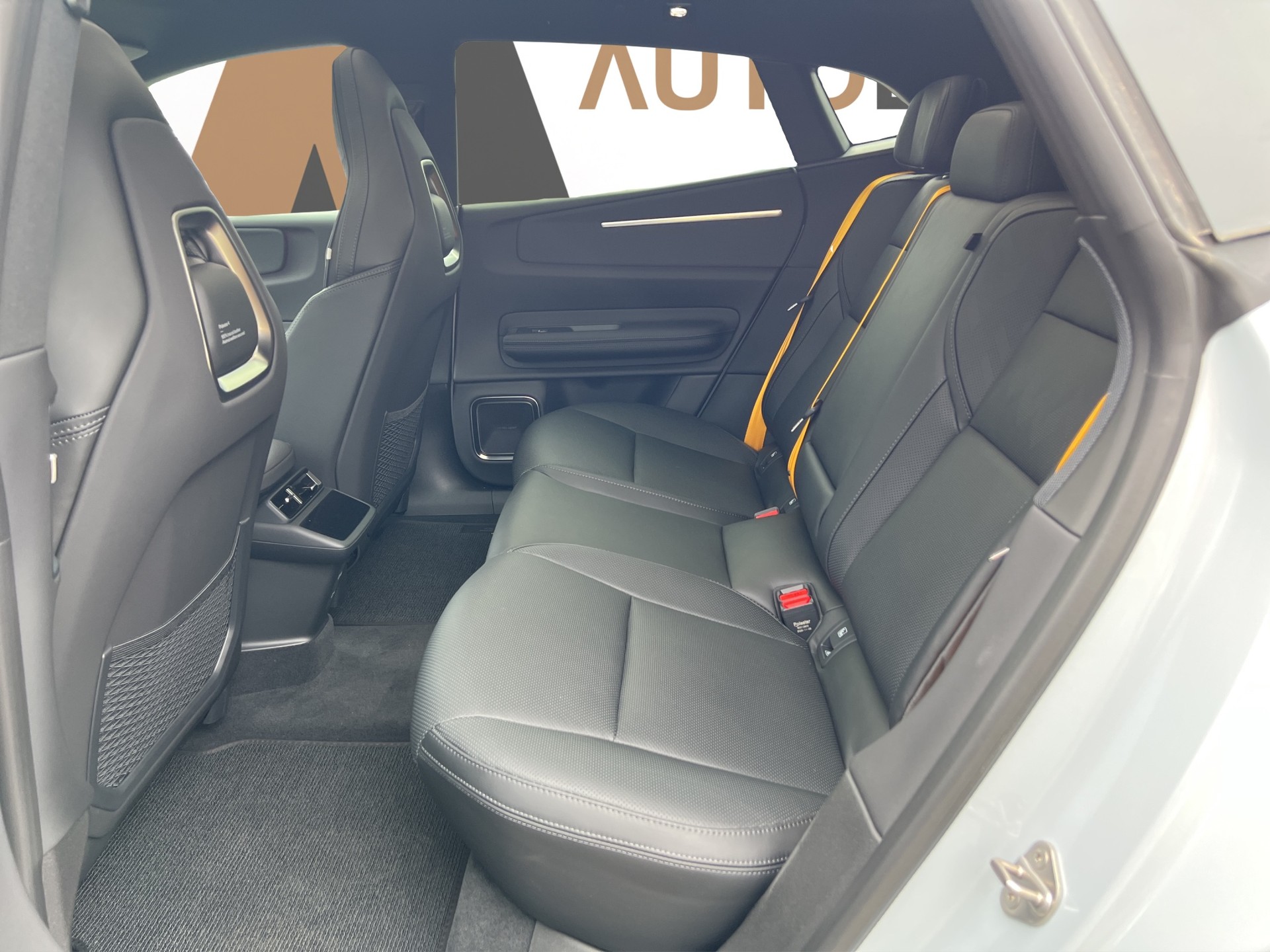 POLESTAR 4 Long Range Dual Motor Performance Plus - 17