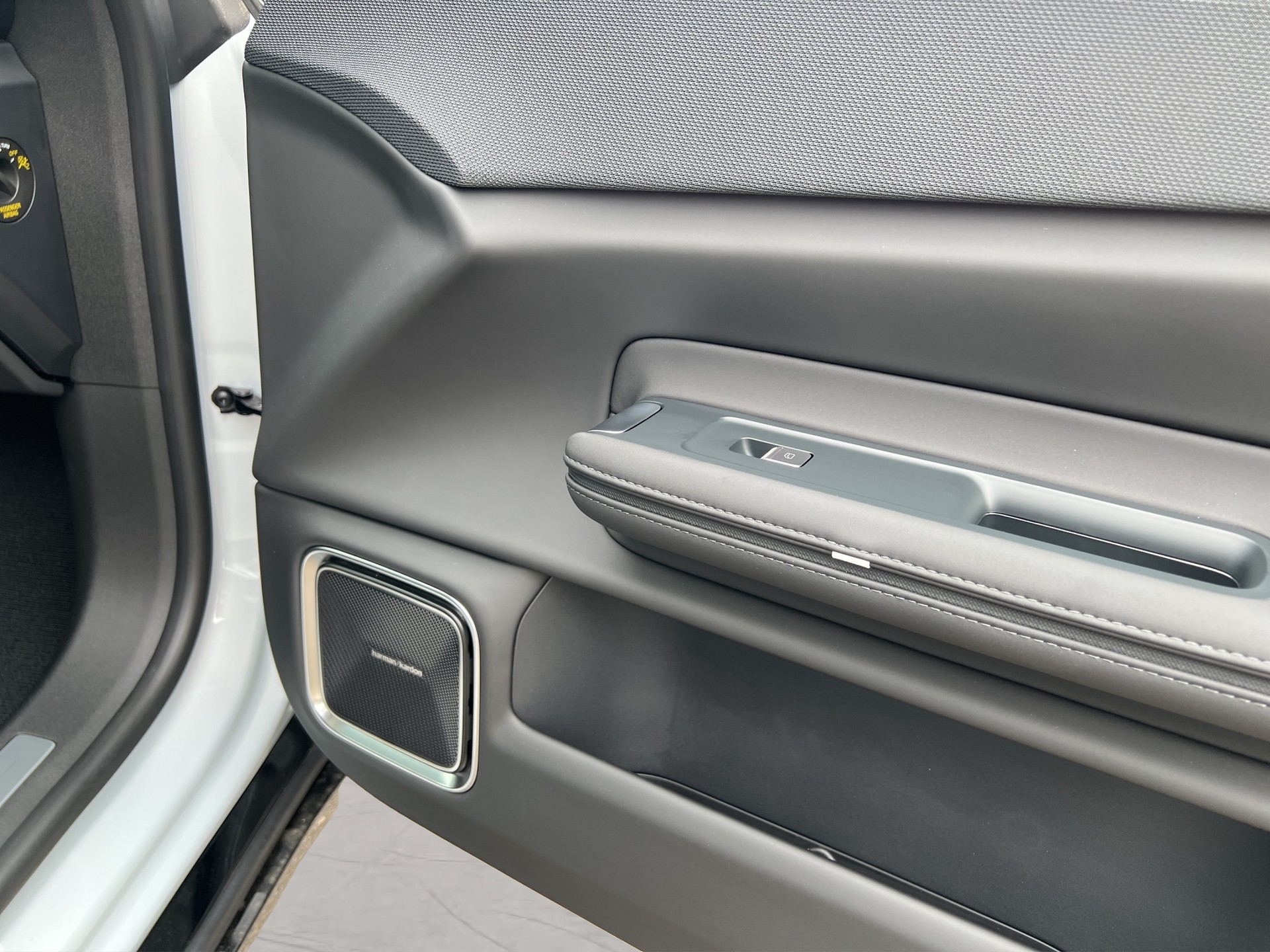 POLESTAR 4 Long Range Dual Motor Performance Plus - 15