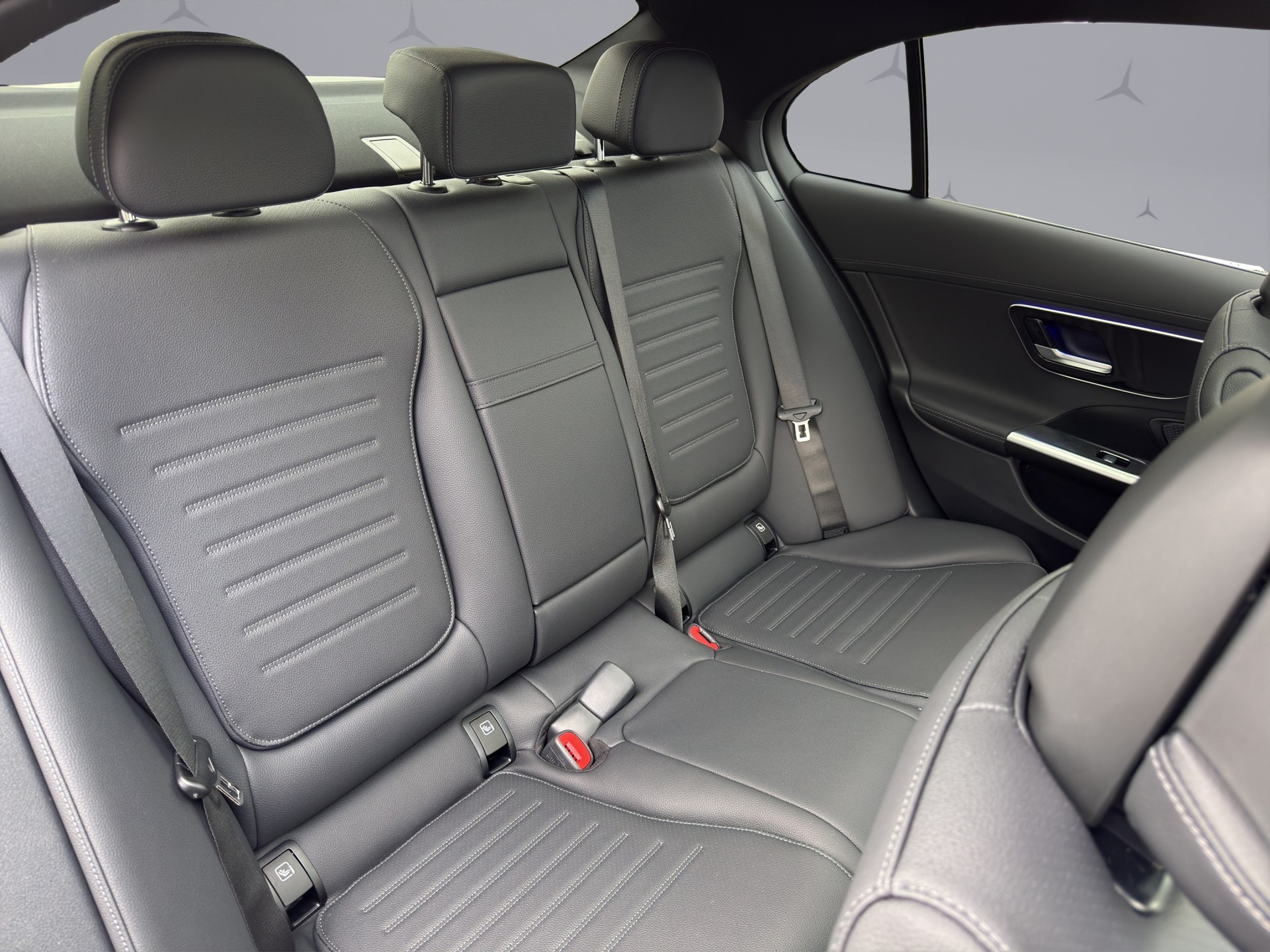 MERCEDES-BENZ C 220 d Swiss Star AMG Line 4matic - 17