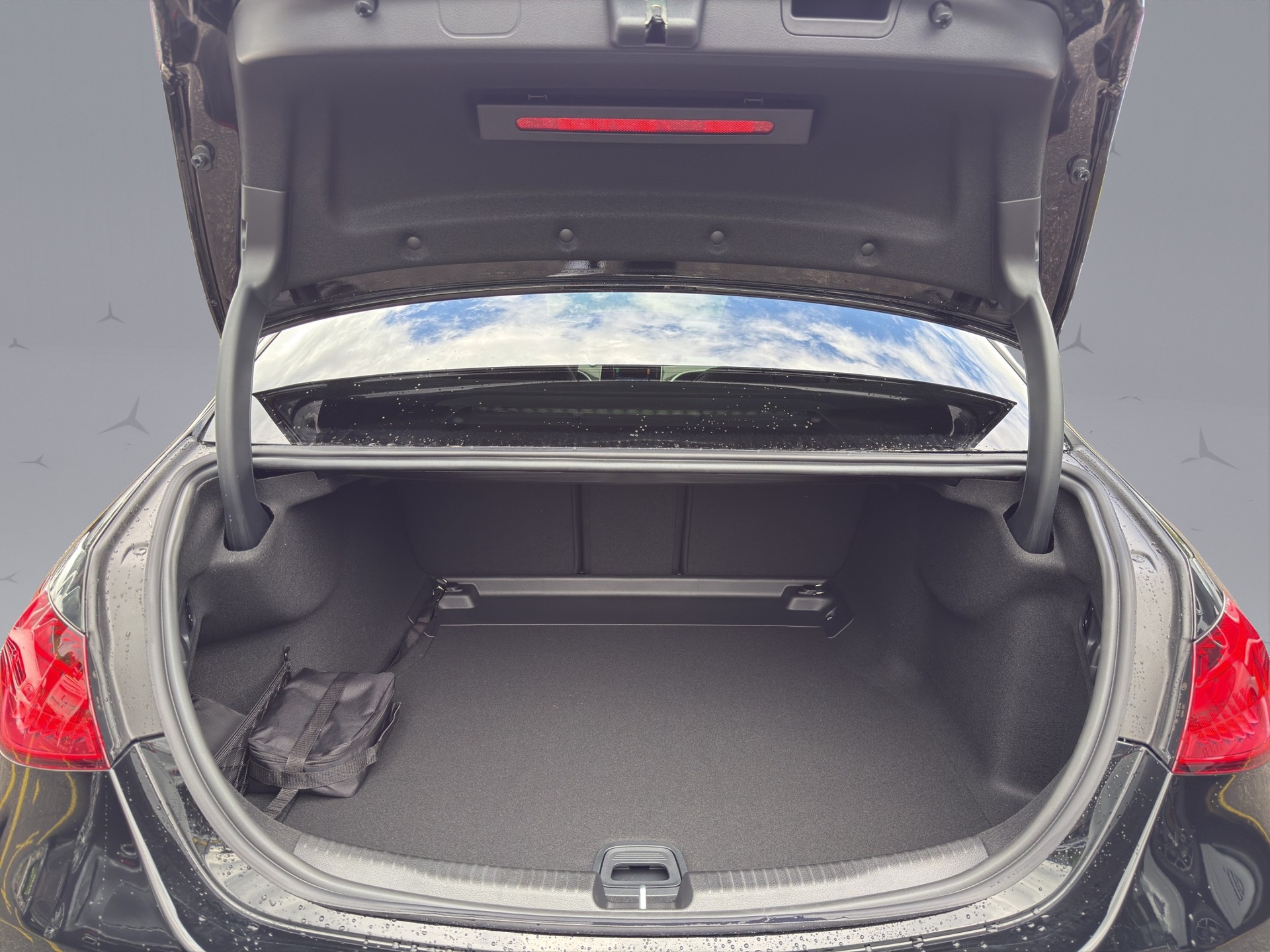 MERCEDES-BENZ C 220 d Swiss Star AMG Line 4matic - 18