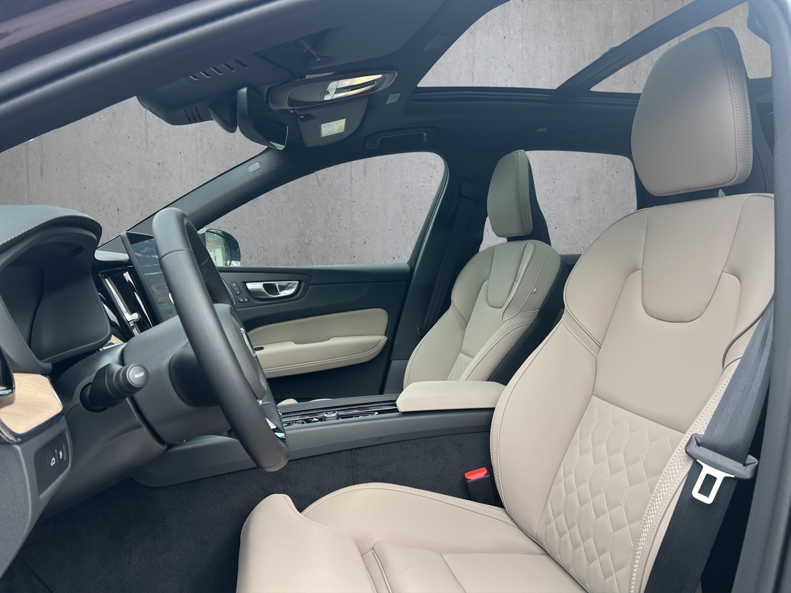 VOLVO XC60 T6 eAWD PluginHybrid Ultra Dark Geartronic - 8