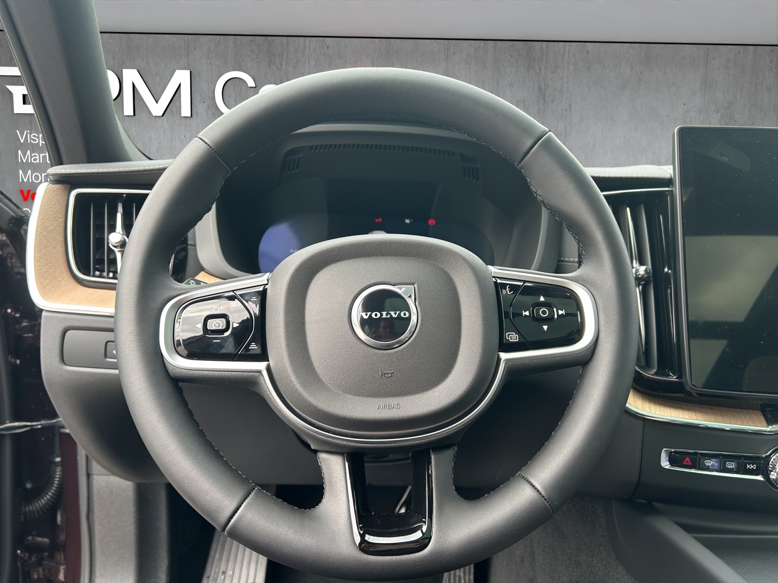 VOLVO XC60 T6 eAWD PluginHybrid Ultra Dark Geartronic - 10