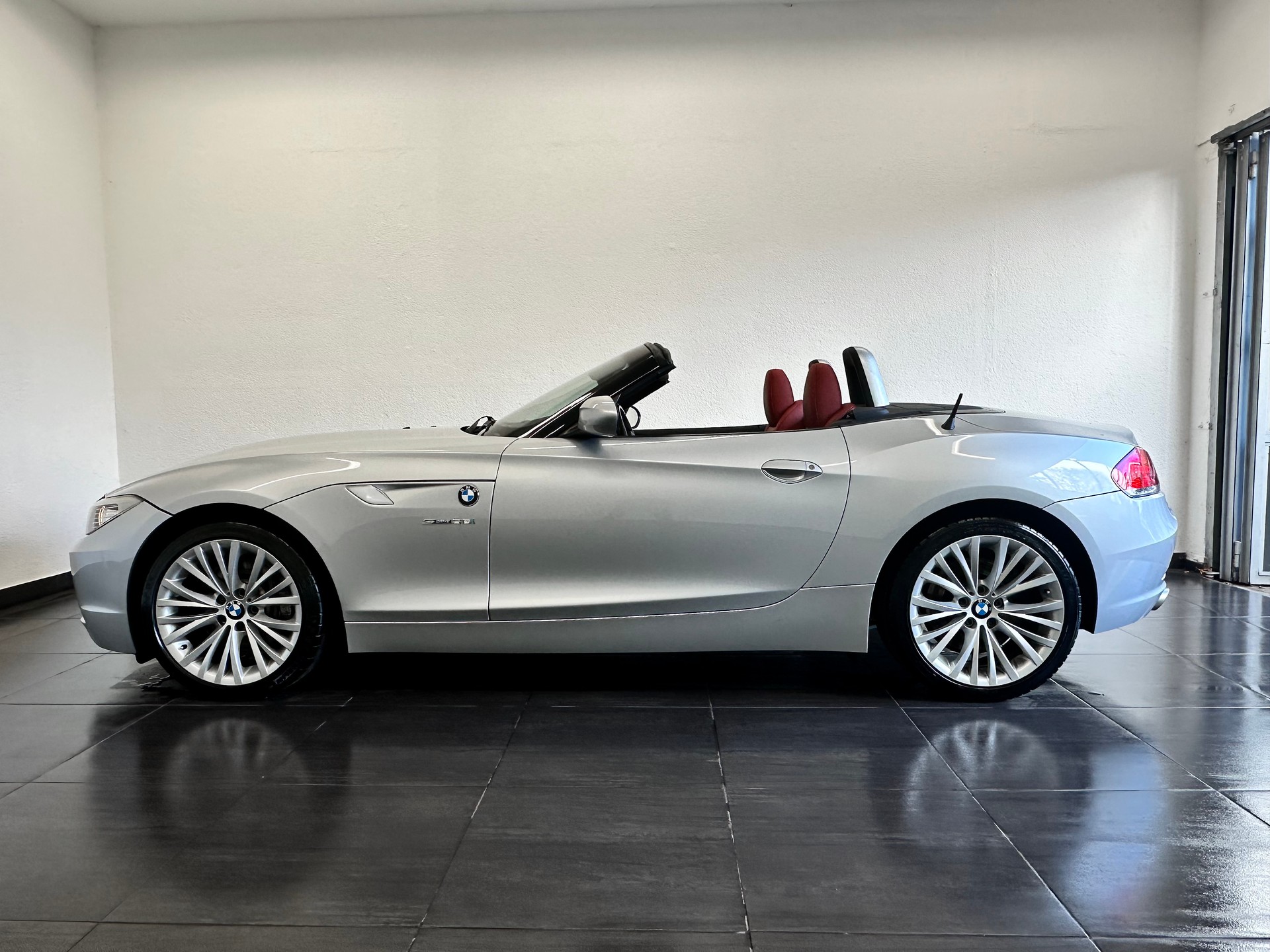 BMW Z4 sDrive35i DKG - 11