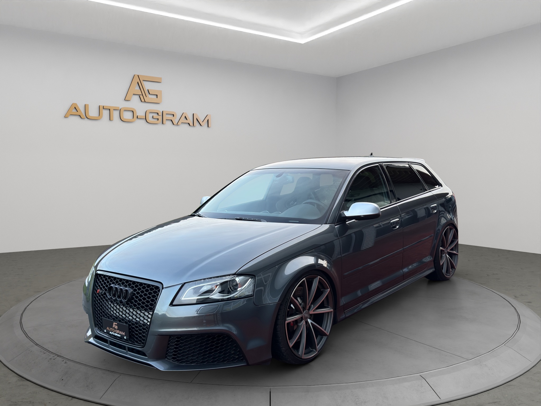AUDI RS3
