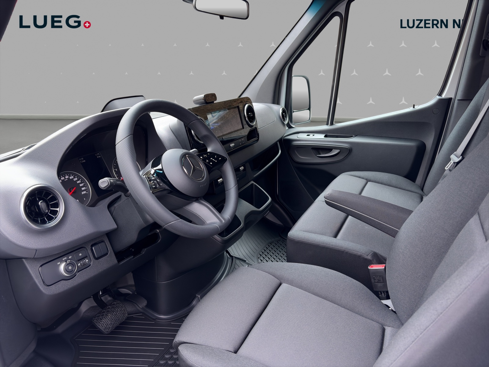 MERCEDES-BENZ Sprinter 317 CDI S Pro 9G-TRONIC - 7