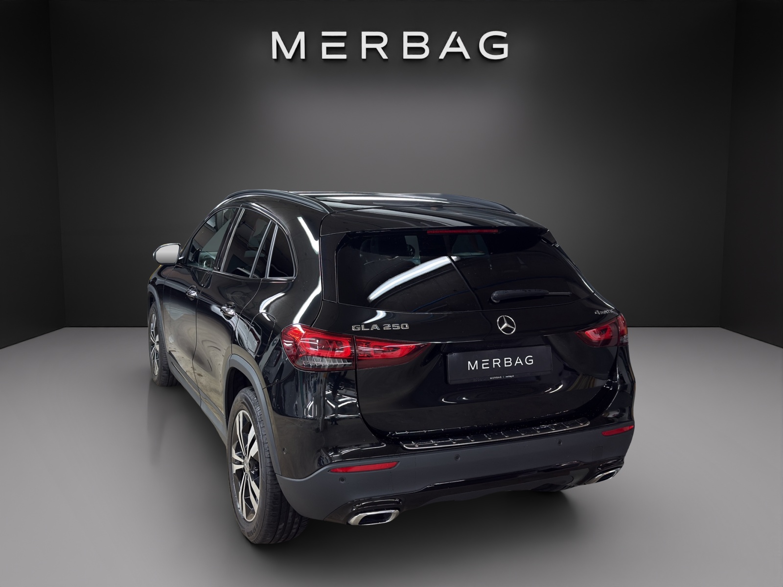 MERCEDES-BENZ GLA 250 Progressive4Matic - 3