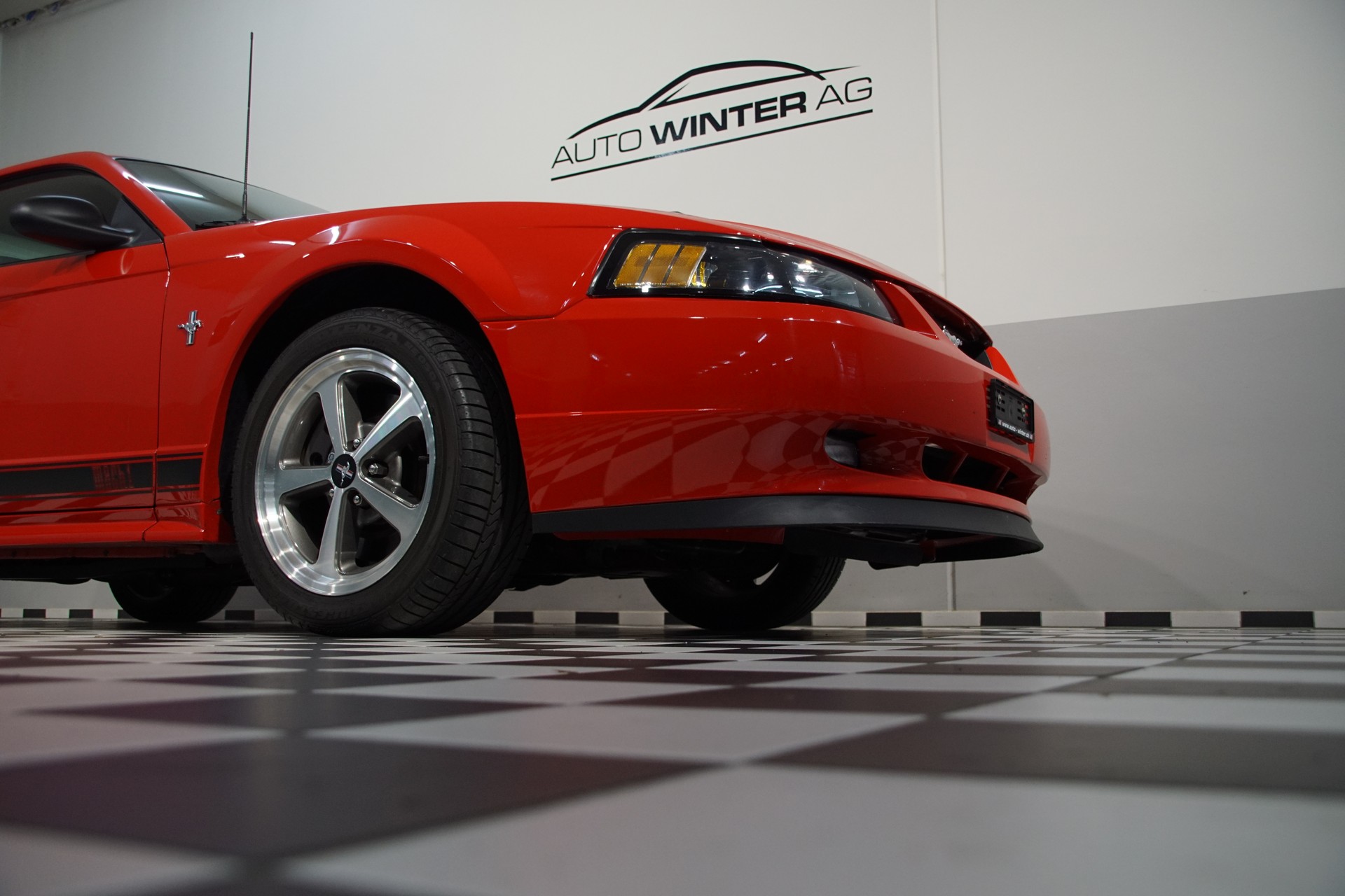 FORD Mustang MACH-1 USA V8 - 3