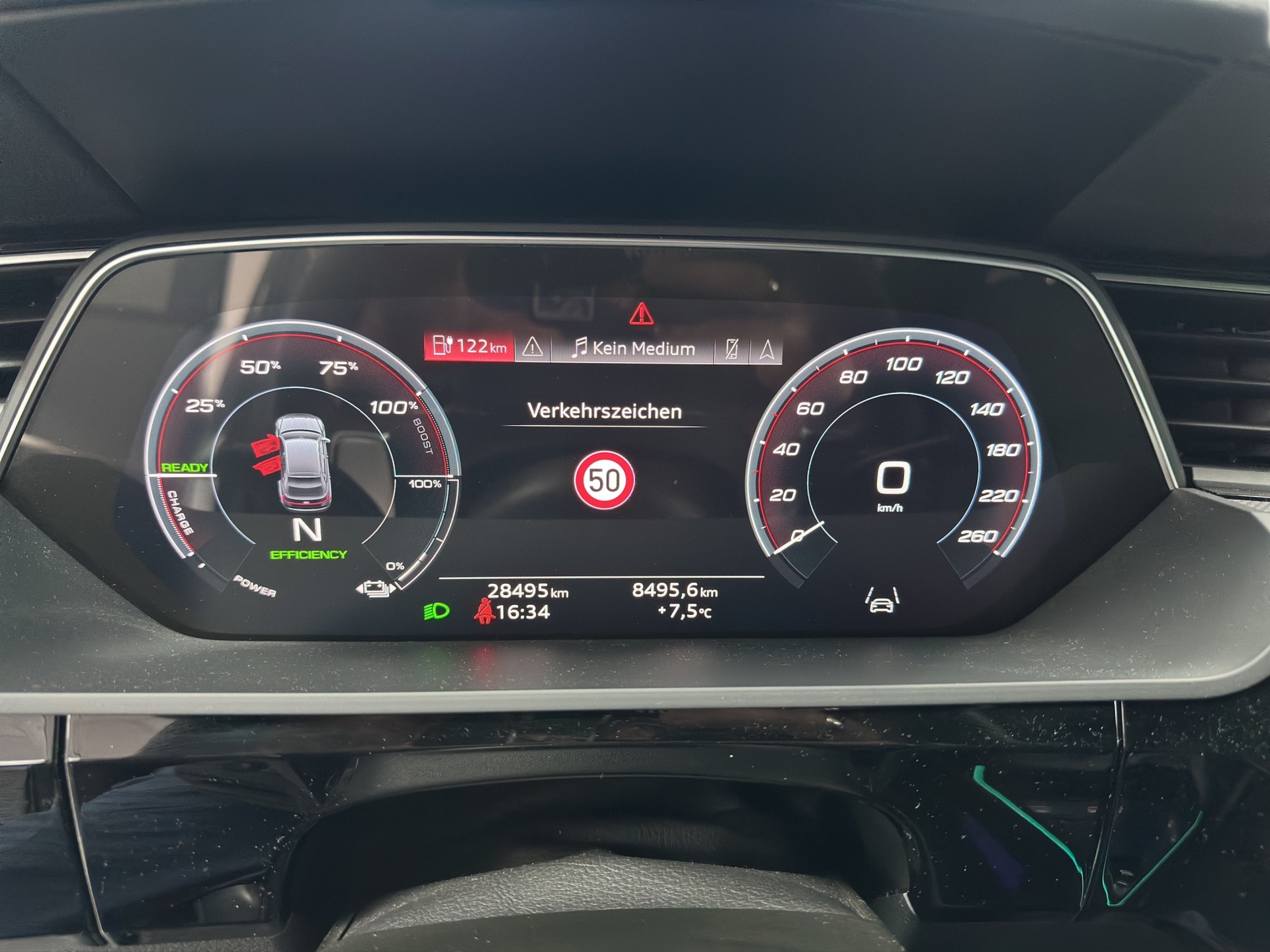 AUDI Q8 Sportback 50 e-tron Black Edition quattro ab CHF 727.- / 0.- Anzahlung / 48 Mt. - 10