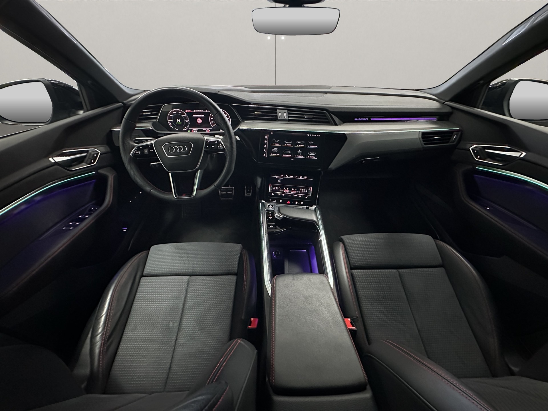 AUDI Q8 Sportback 50 e-tron Black Edition quattro ab CHF 727.- / 0.- Anzahlung / 48 Mt. - 8