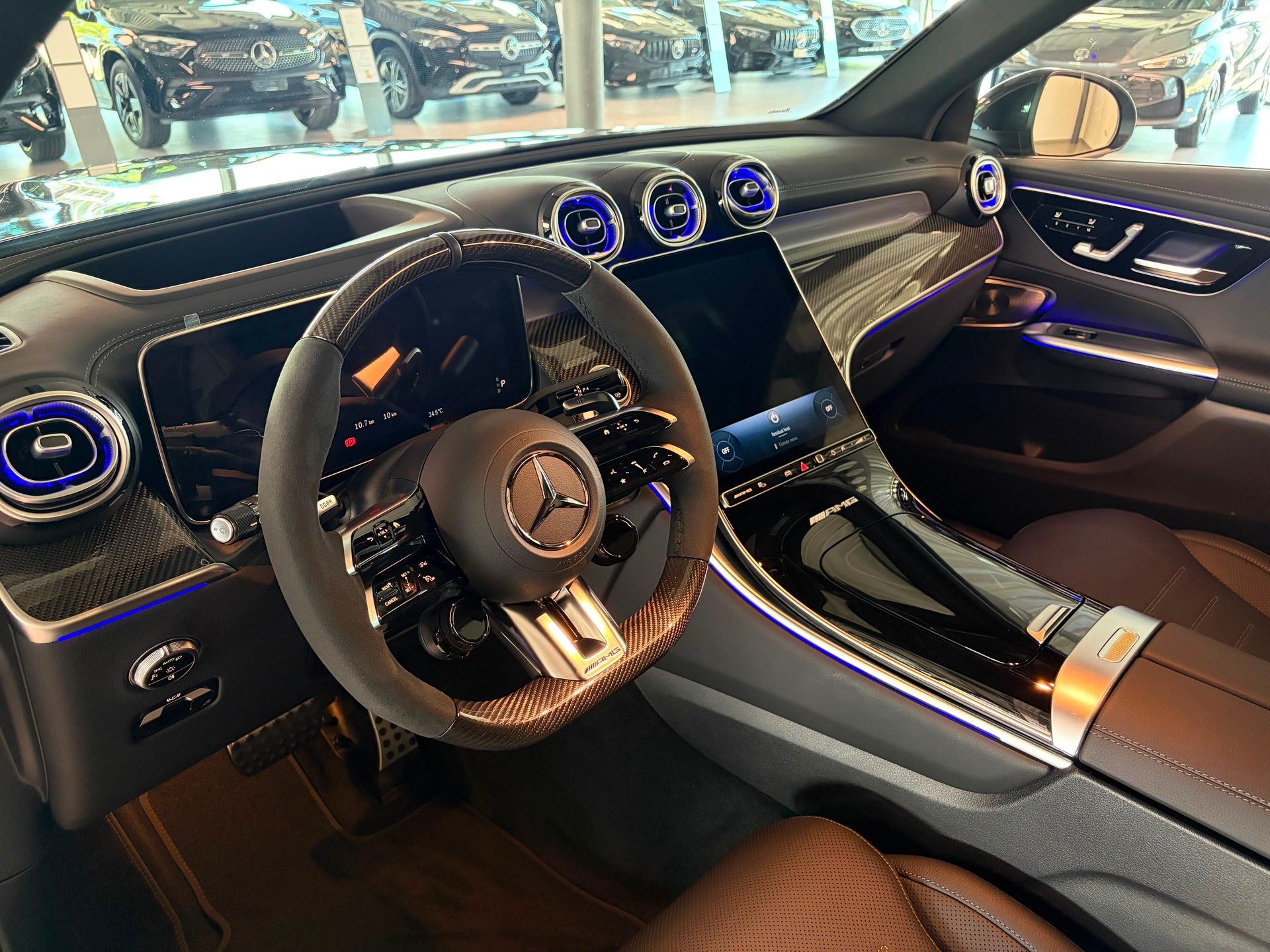 MERCEDES-BENZ GLC 53 AMG 4Matic+ 9G-Tronic - 11