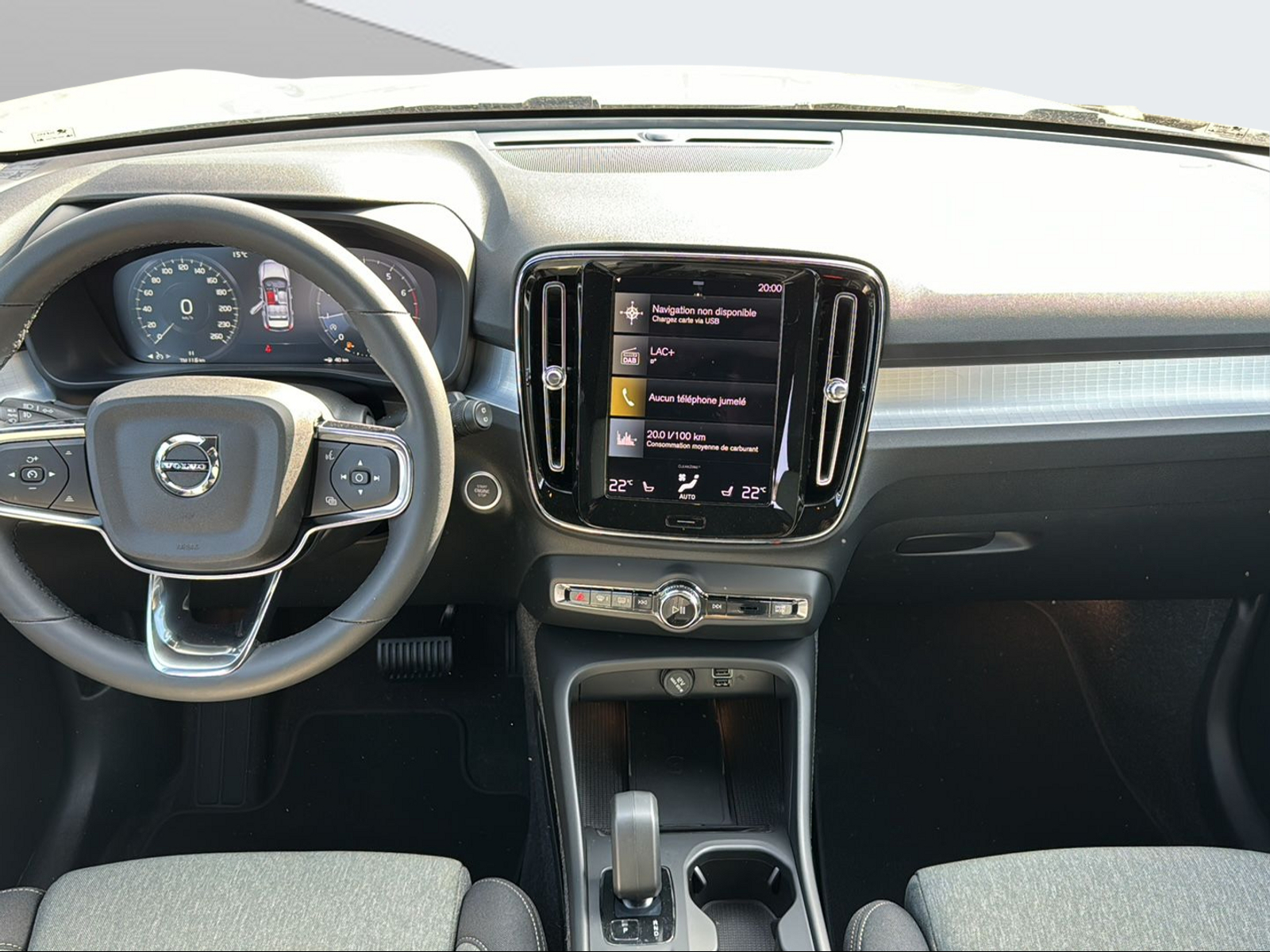 VOLVO XC40 T2 XCITE Geartronic - 8