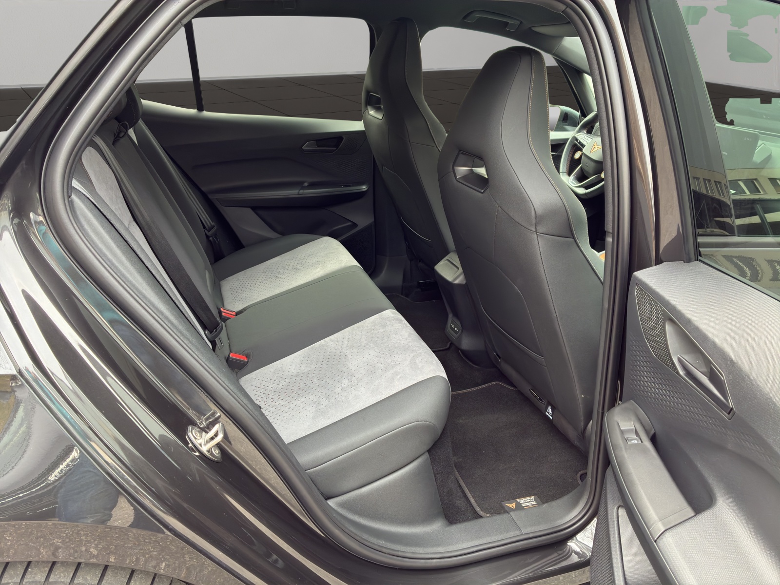 CUPRA Born 79 kWh e-Boost - 13