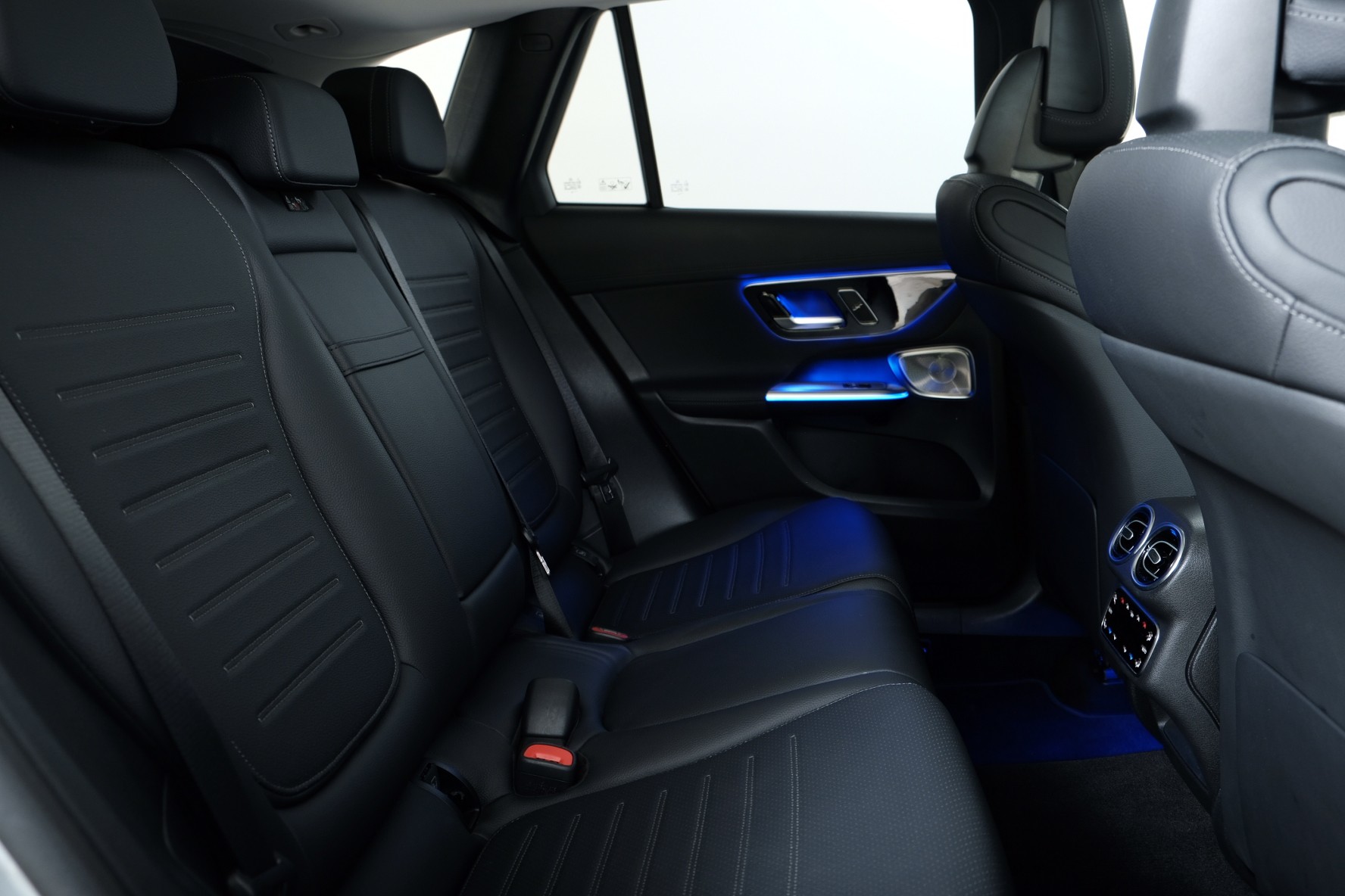 MERCEDES-BENZ GLC 300 e 4Matic 9G-Tronic - 10