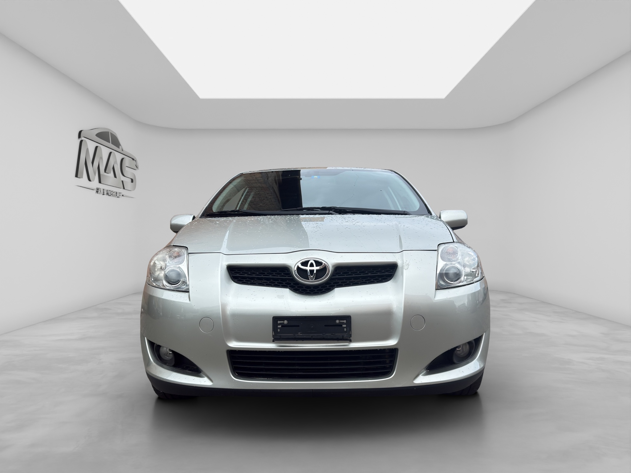 TOYOTA AURIS 2