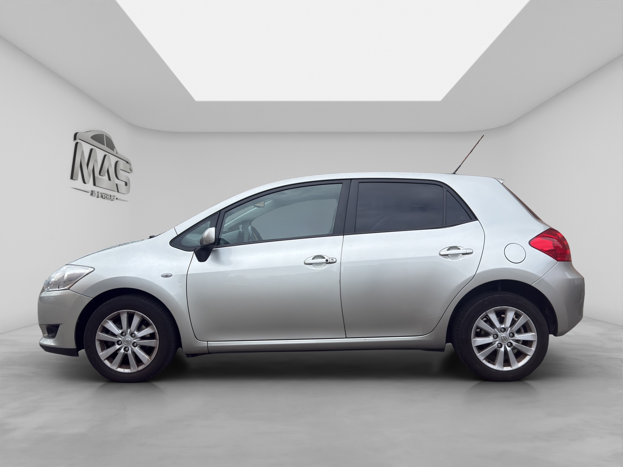 TOYOTA AURIS 3