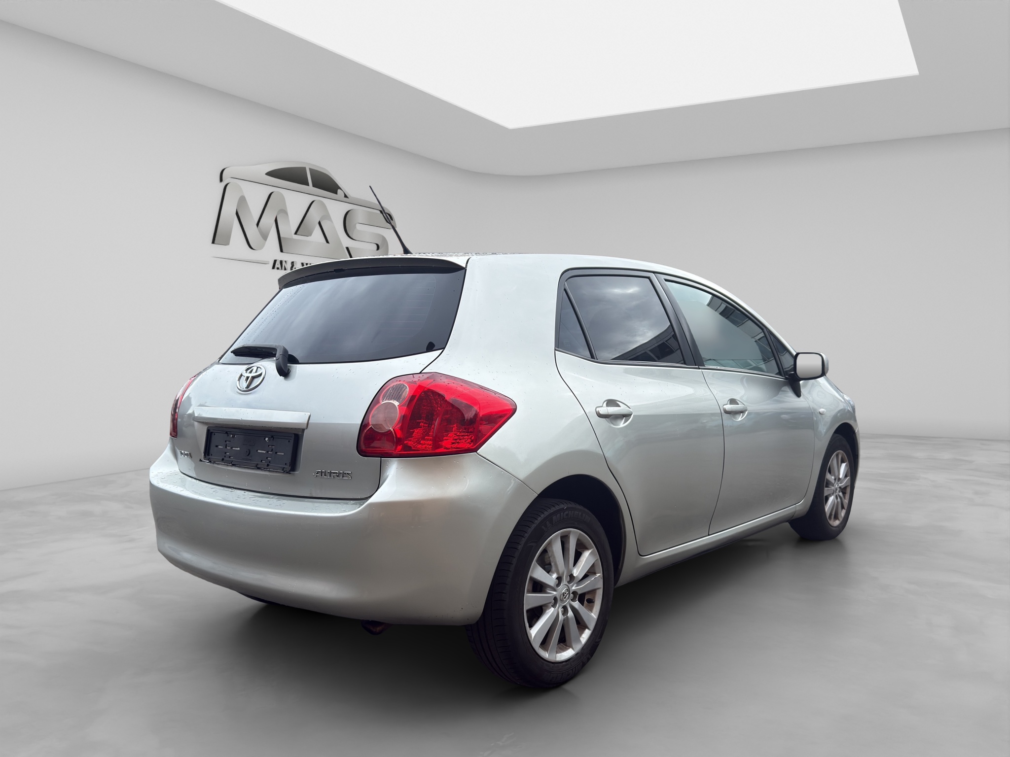 TOYOTA AURIS 6