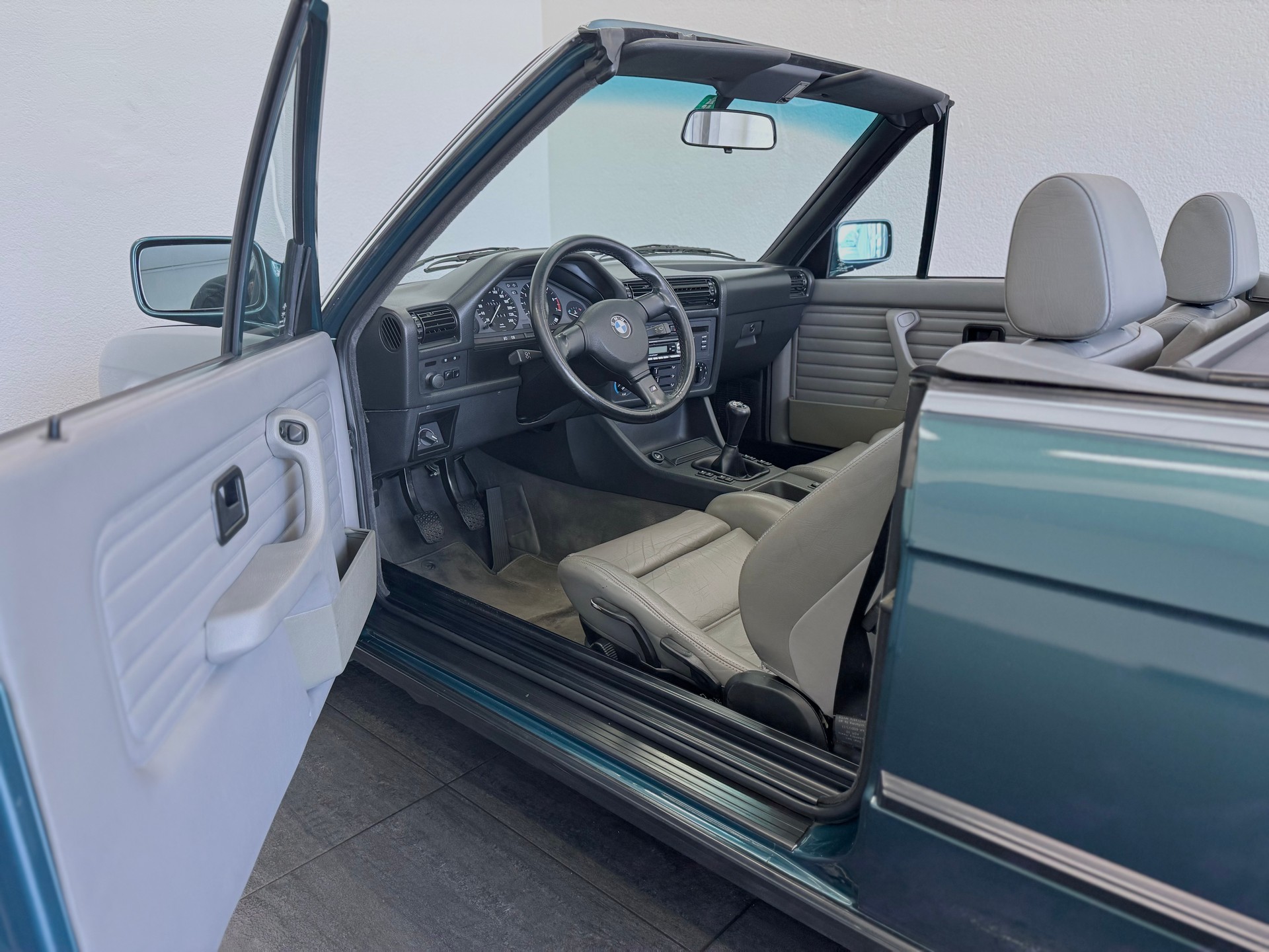 BMW 318i Cabrio ABS - 12