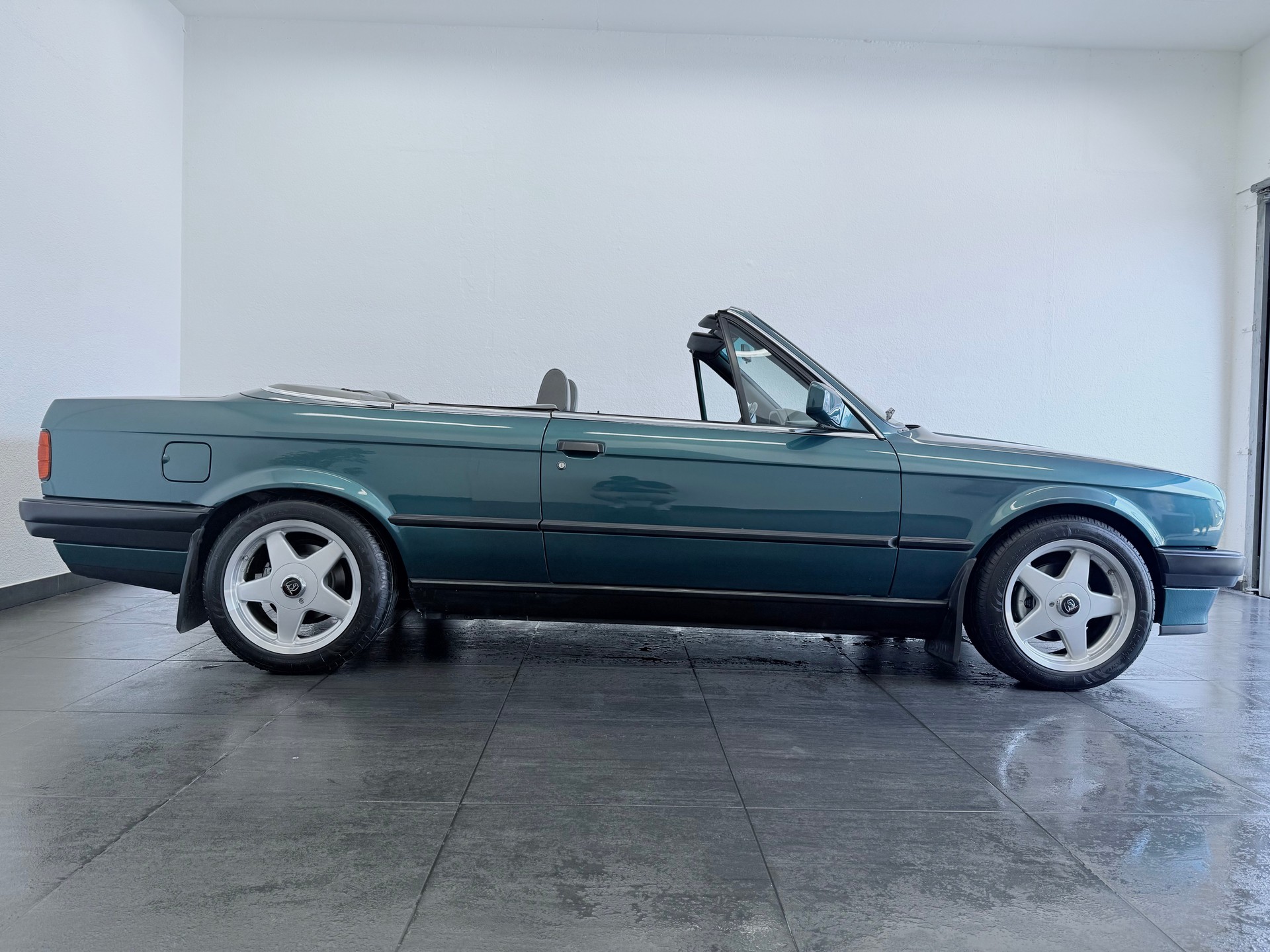 BMW 318i Cabrio ABS - 5