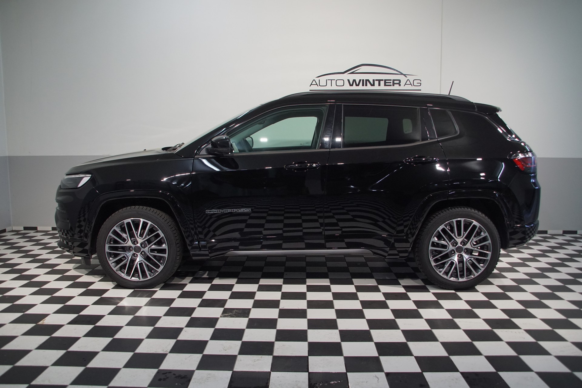 JEEP Compass 4x2 1.5 T MHEV Summit **SWISS** - 10