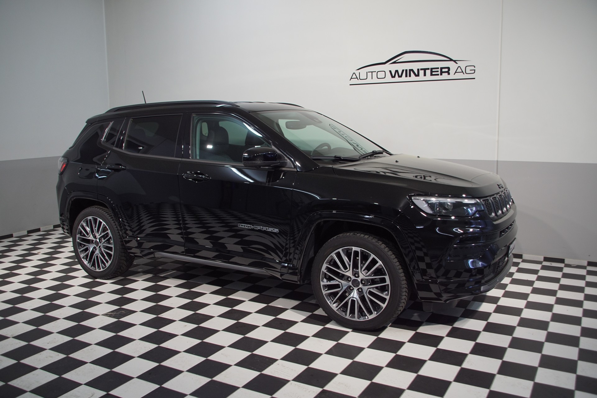 JEEP Compass 4x2 1.5 T MHEV Summit **SWISS** - 3