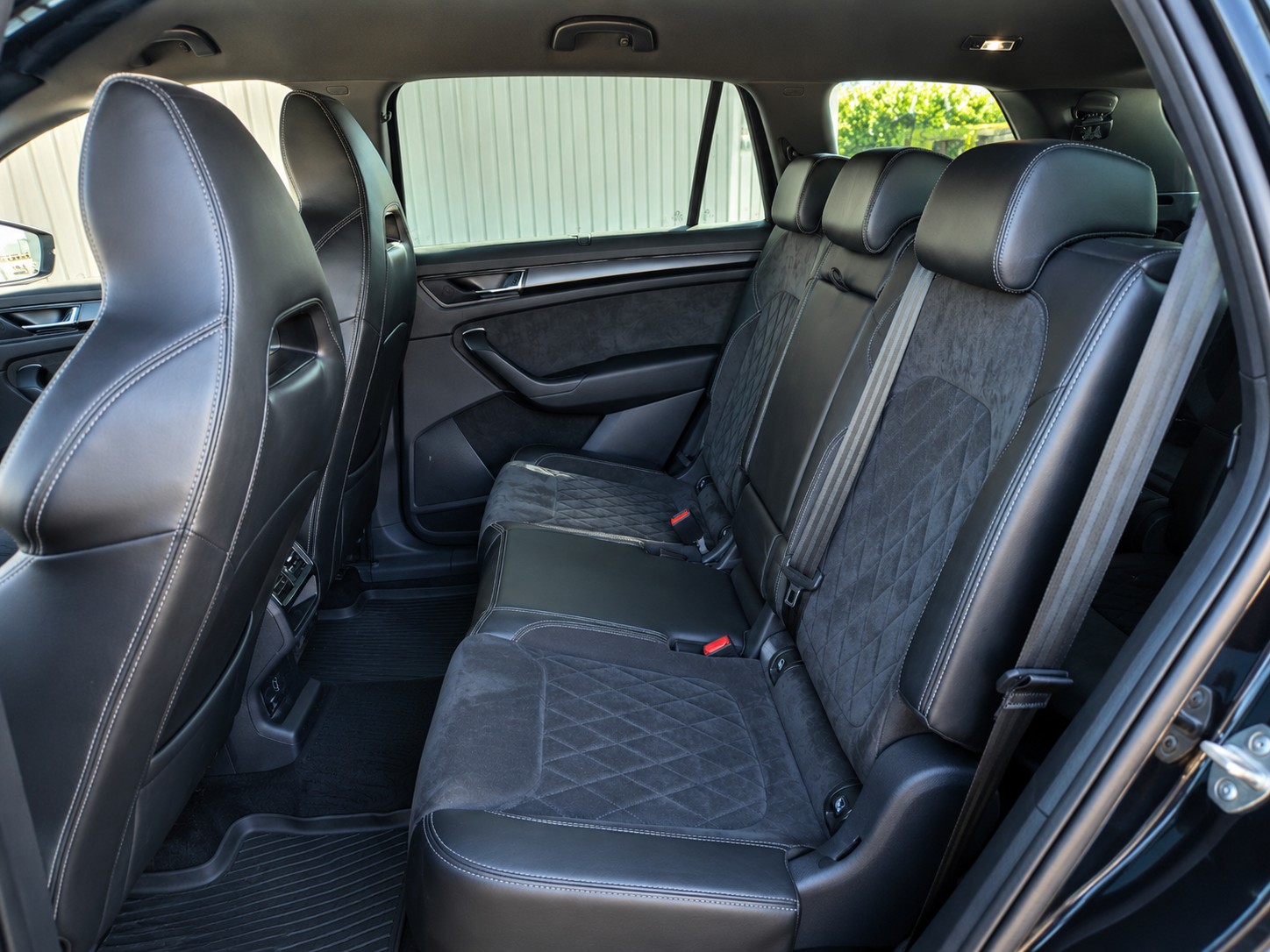 SKODA Kodiaq 2.0 TDI CR Sport Line 4x4 DSG - 10