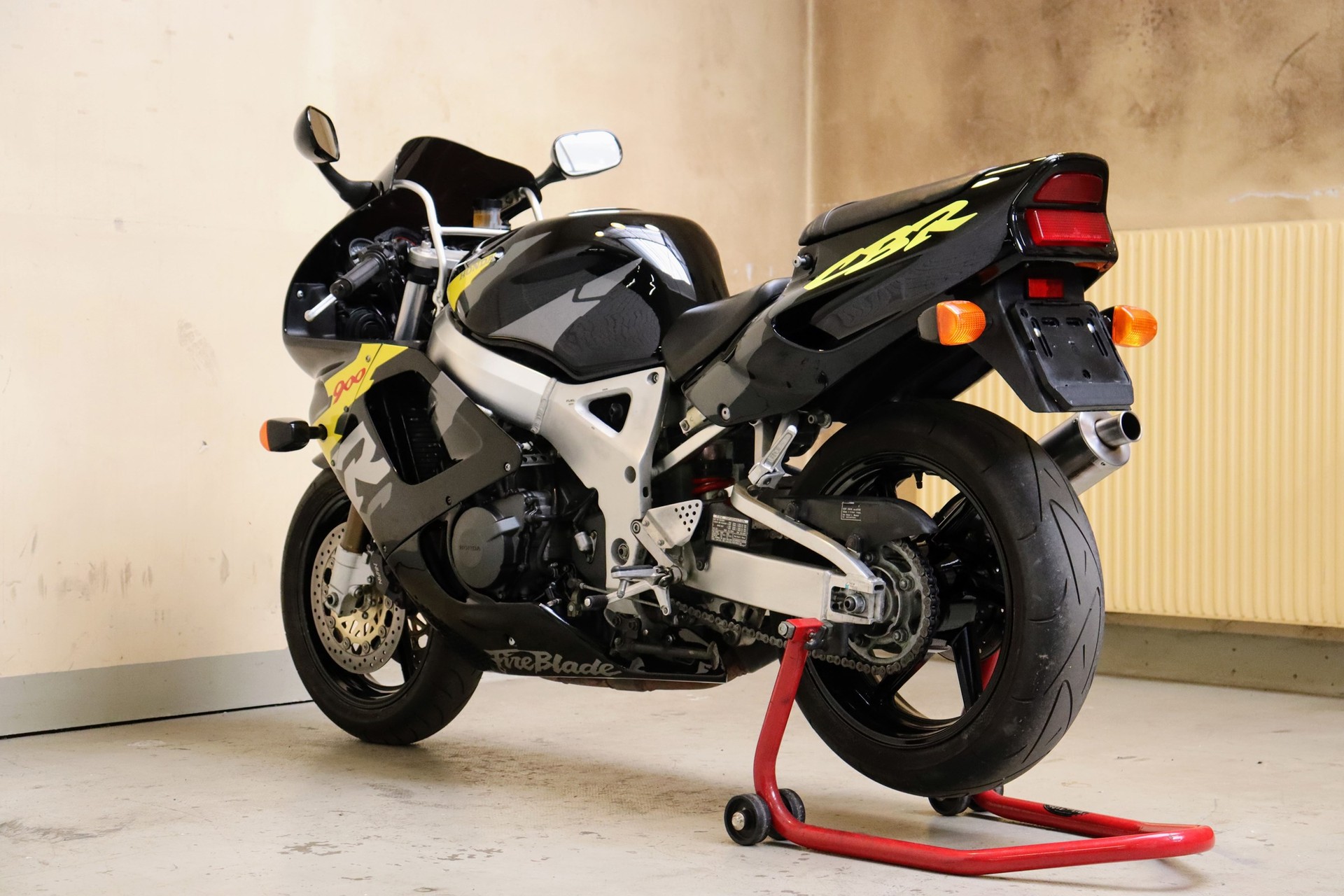 HONDA CBR 900 RR N/P Fireblade - 5