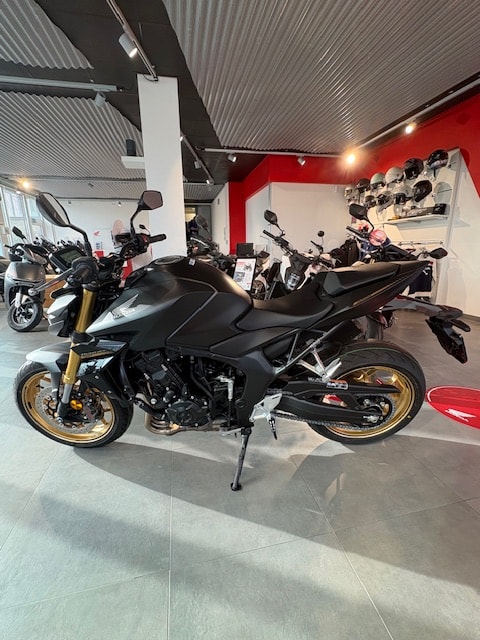 HONDA CB 1000 Hornet SP - 6