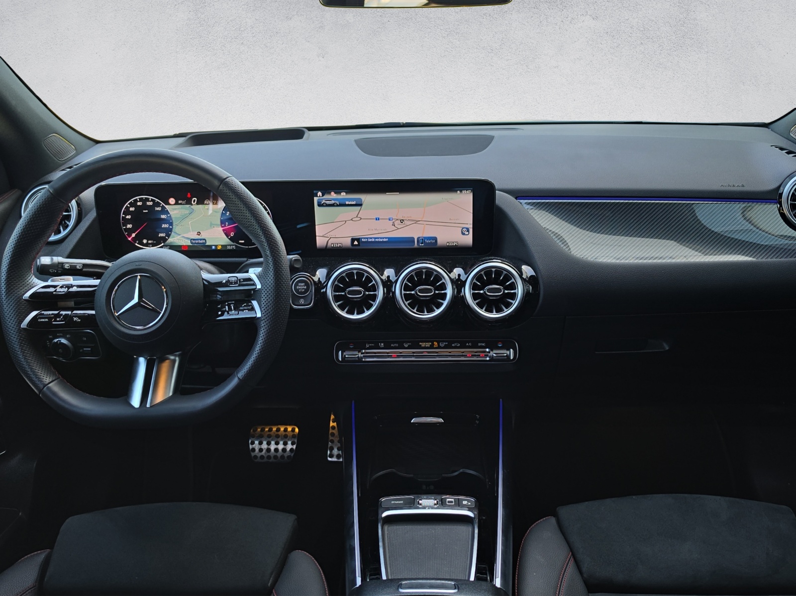 MERCEDES-BENZ GLA 220 4Matic 8G-DCT - 9