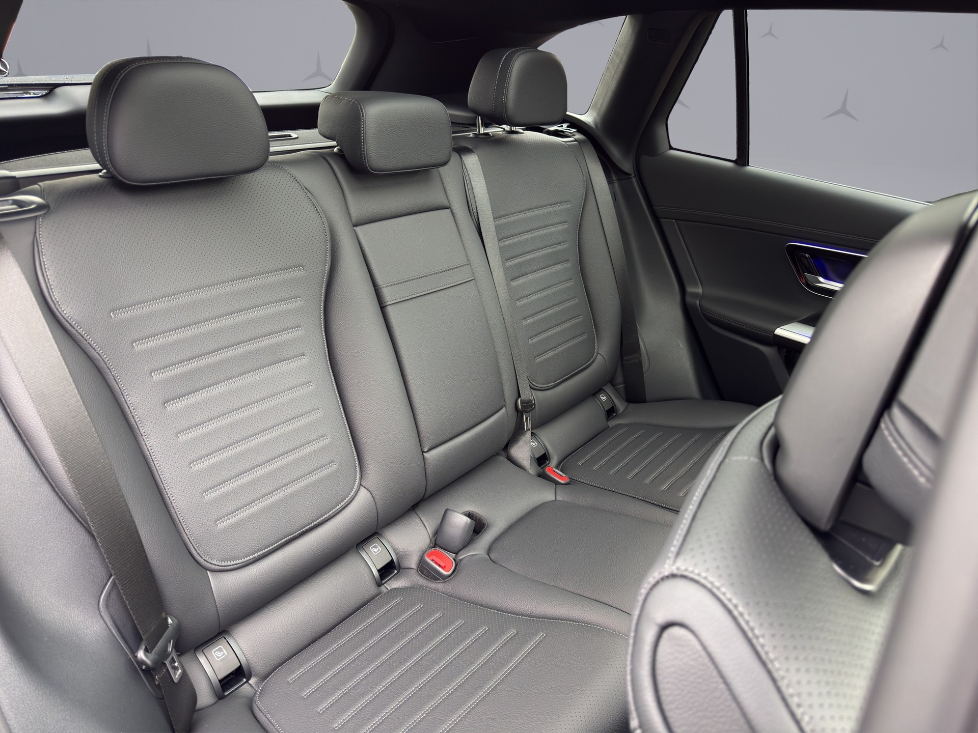 MERCEDES-BENZ GLC 200 AMG Line 4matic - 17