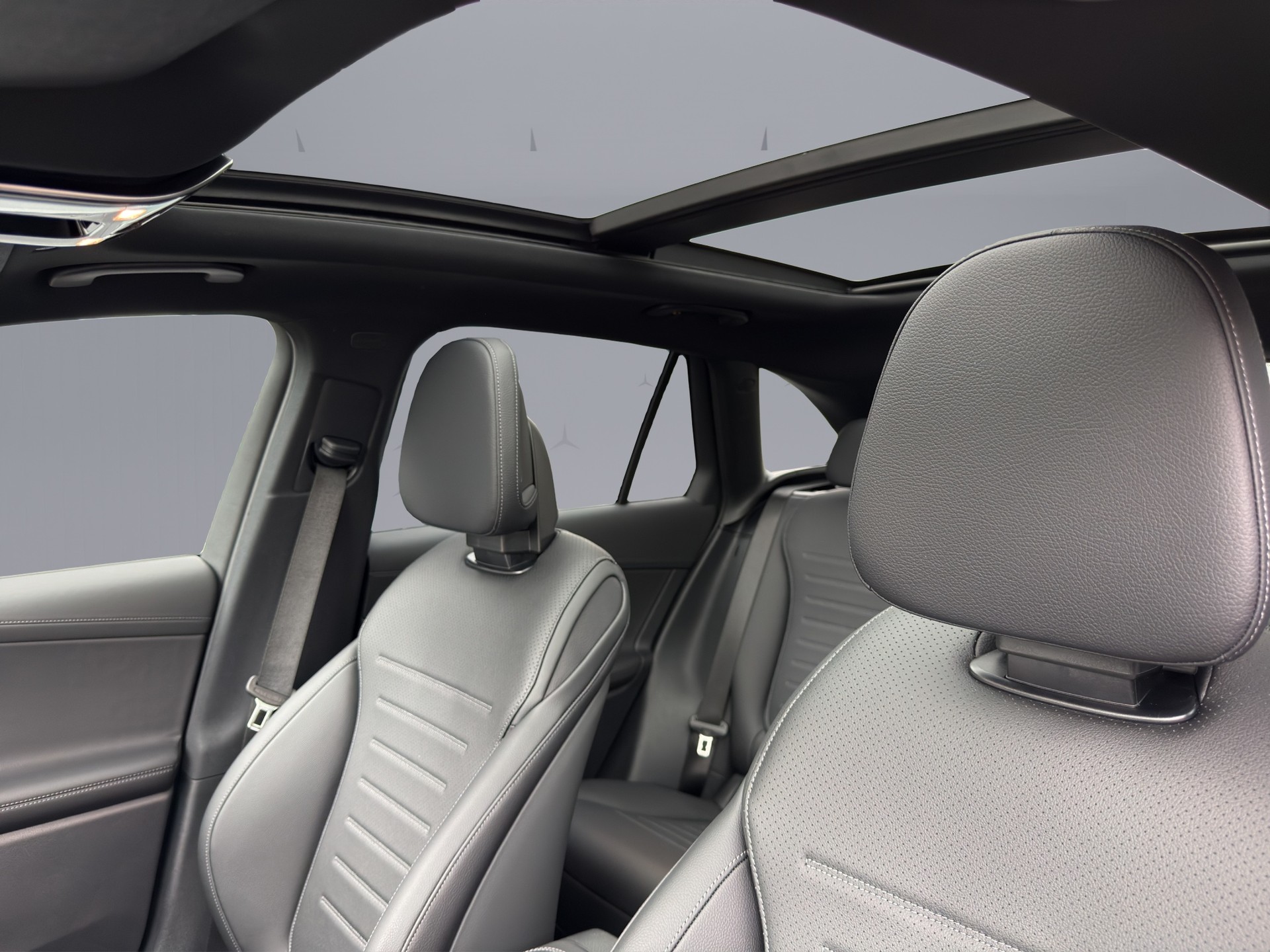 MERCEDES-BENZ GLC 200 AMG Line 4matic - 21