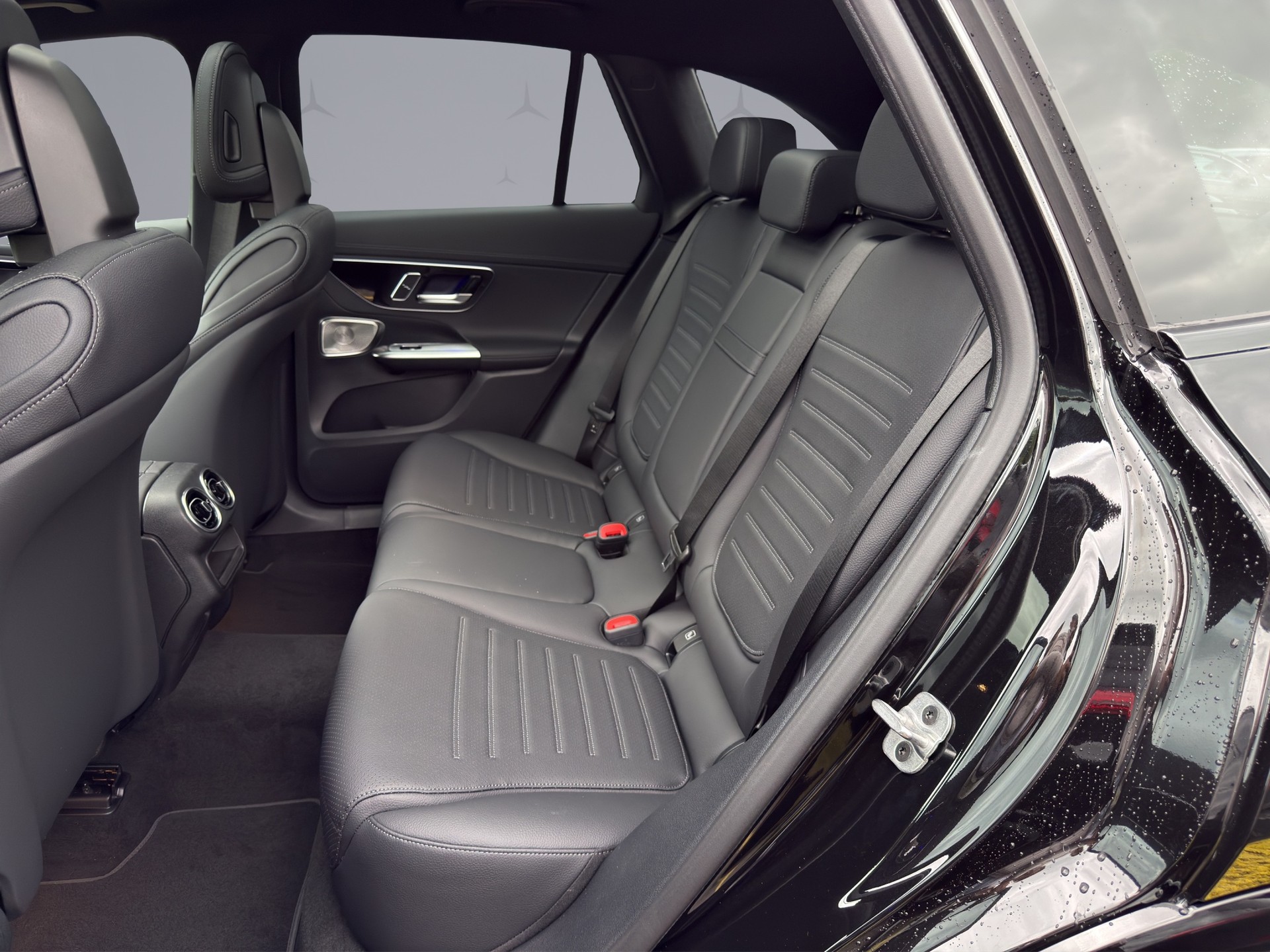 MERCEDES-BENZ GLC 200 AMG Line 4matic - 12