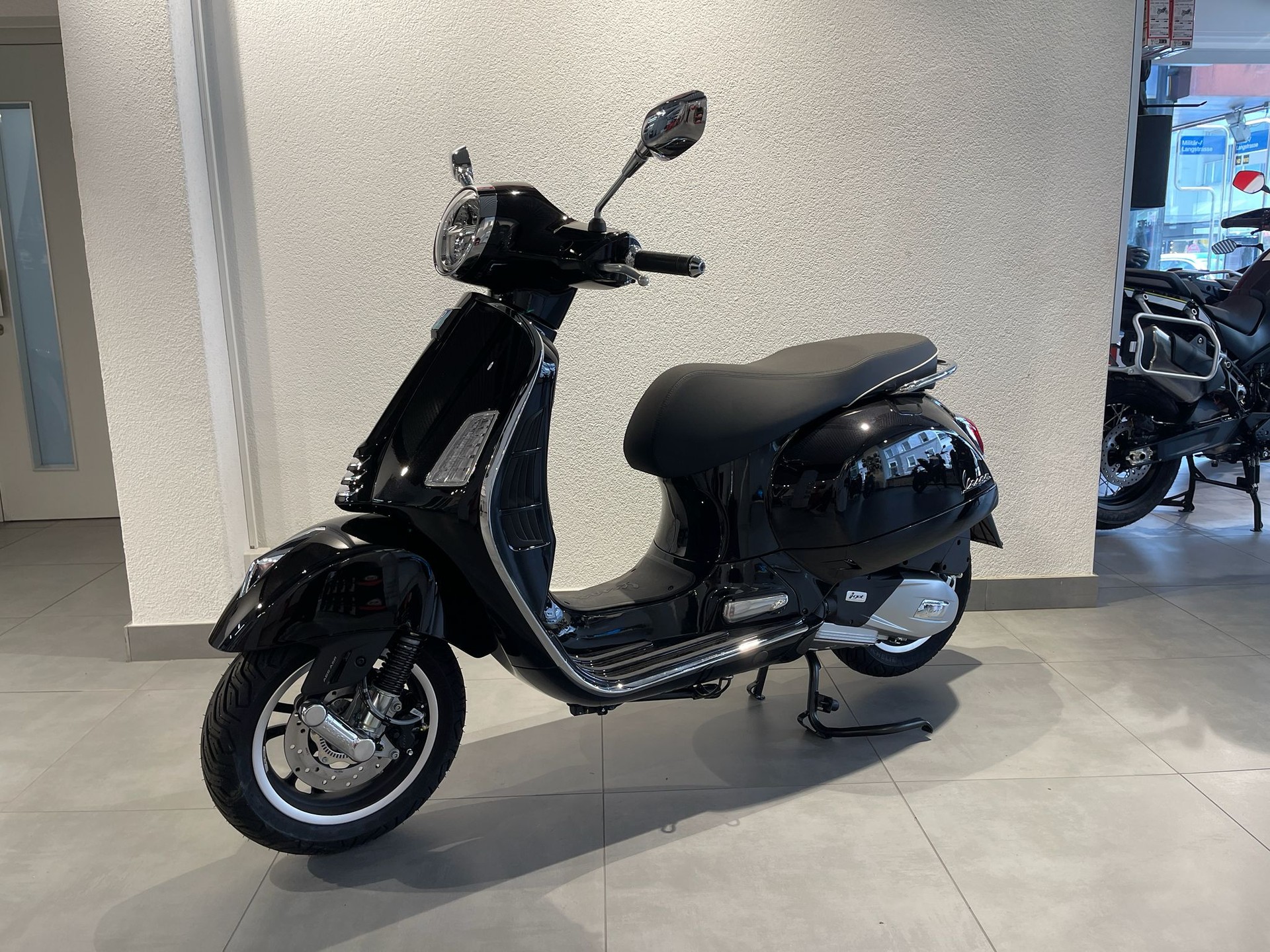 PIAGGIO Vespa GTS 125 Super | Vorführfahrzeug | Roller | Garantie - 8