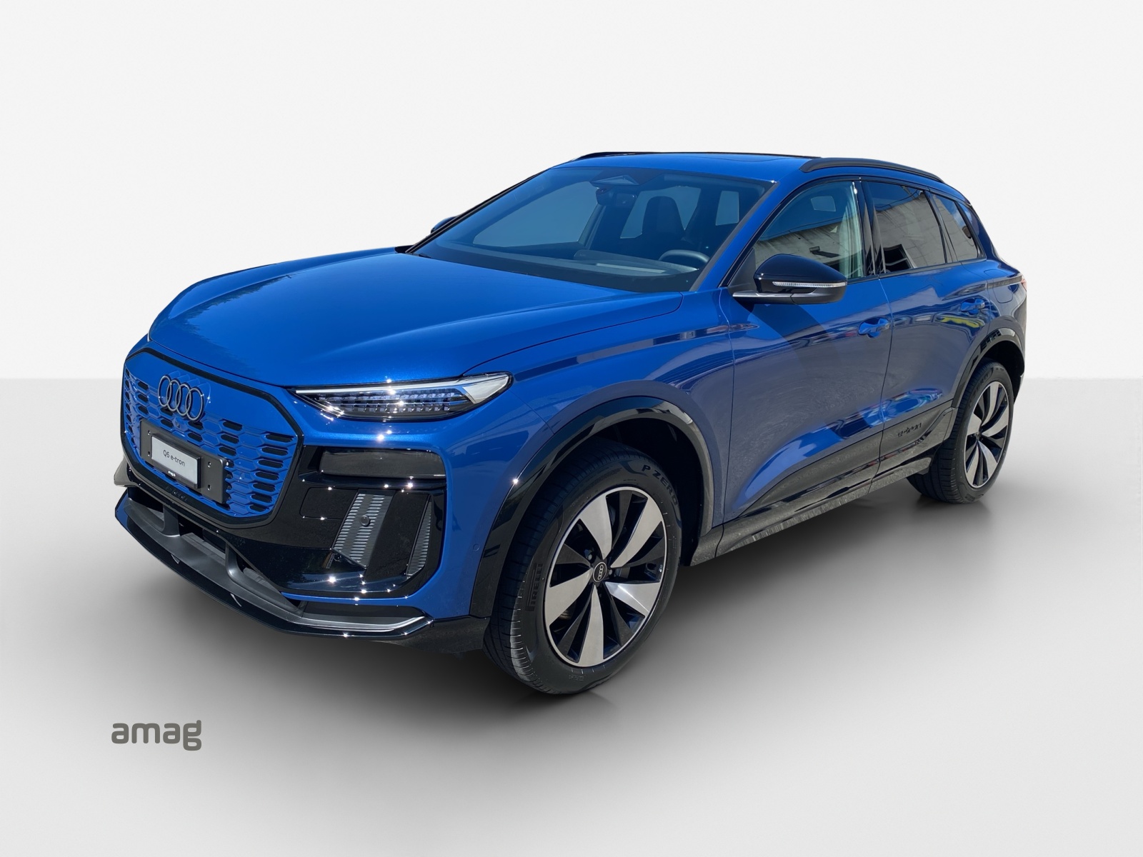 AUDI Q6 e-tron quattro