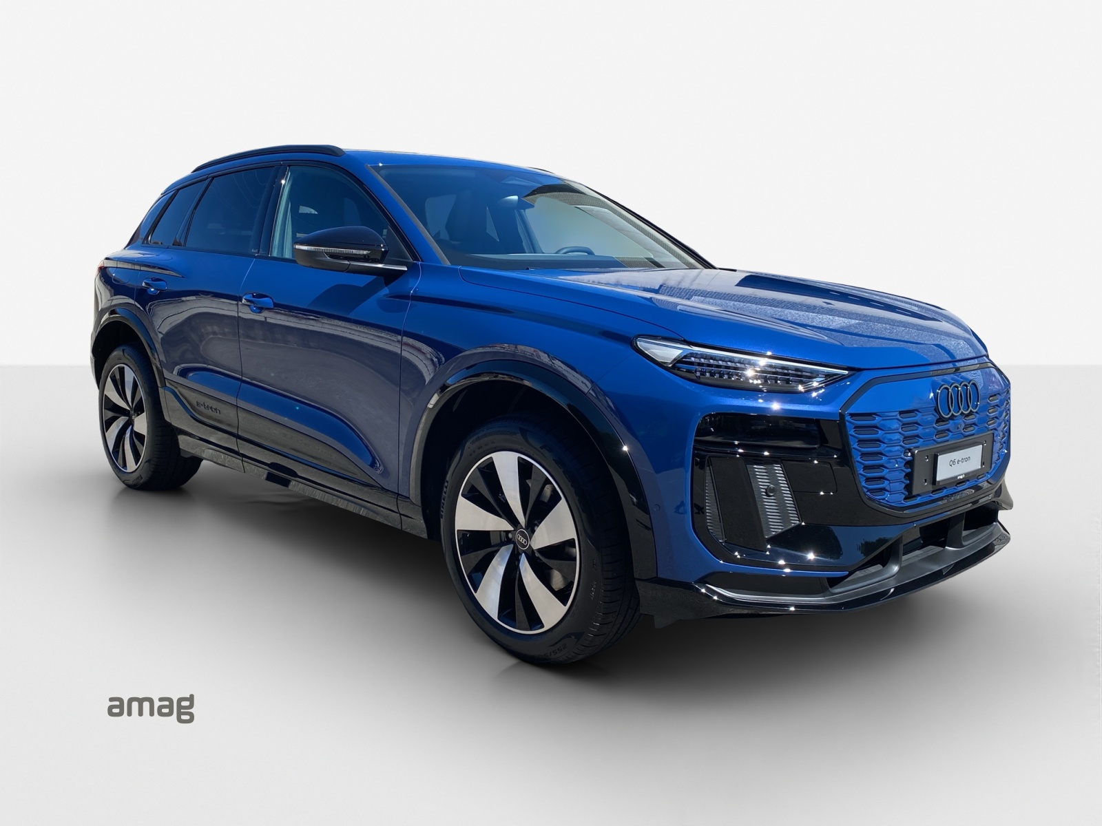 AUDI Q6 e-tron quattro - 6