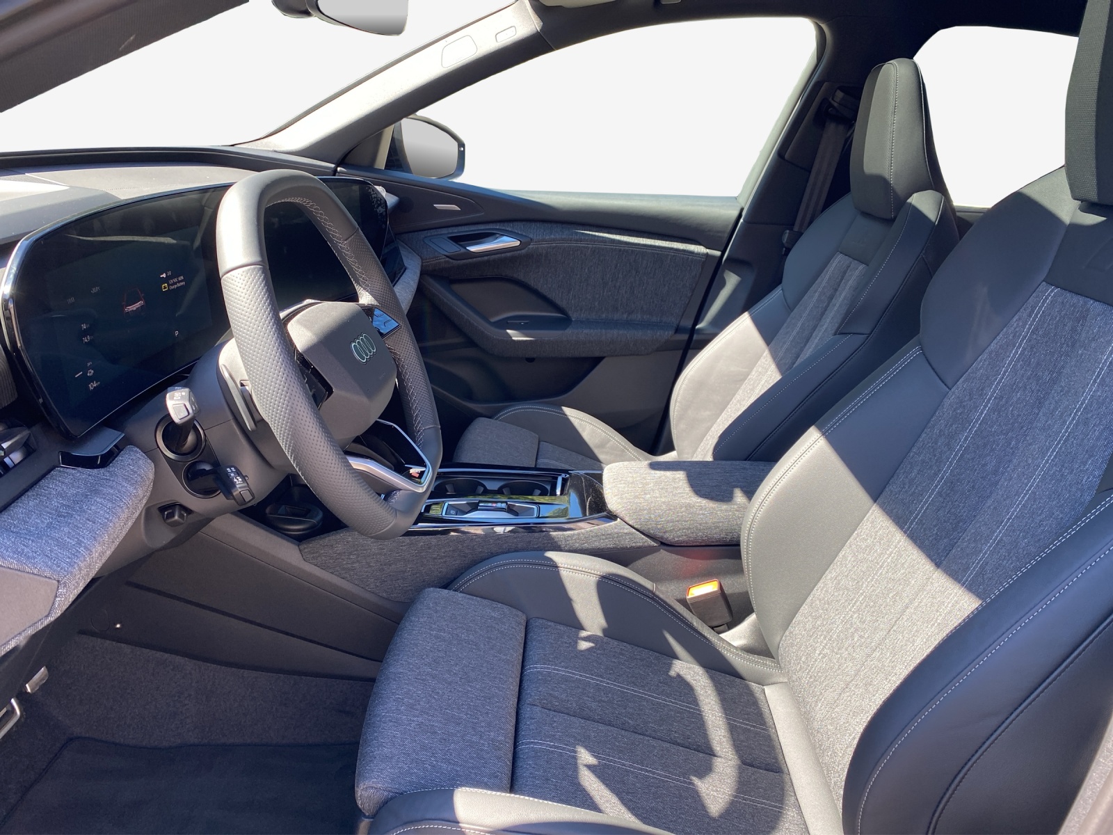 AUDI Q6 e-tron quattro - 8