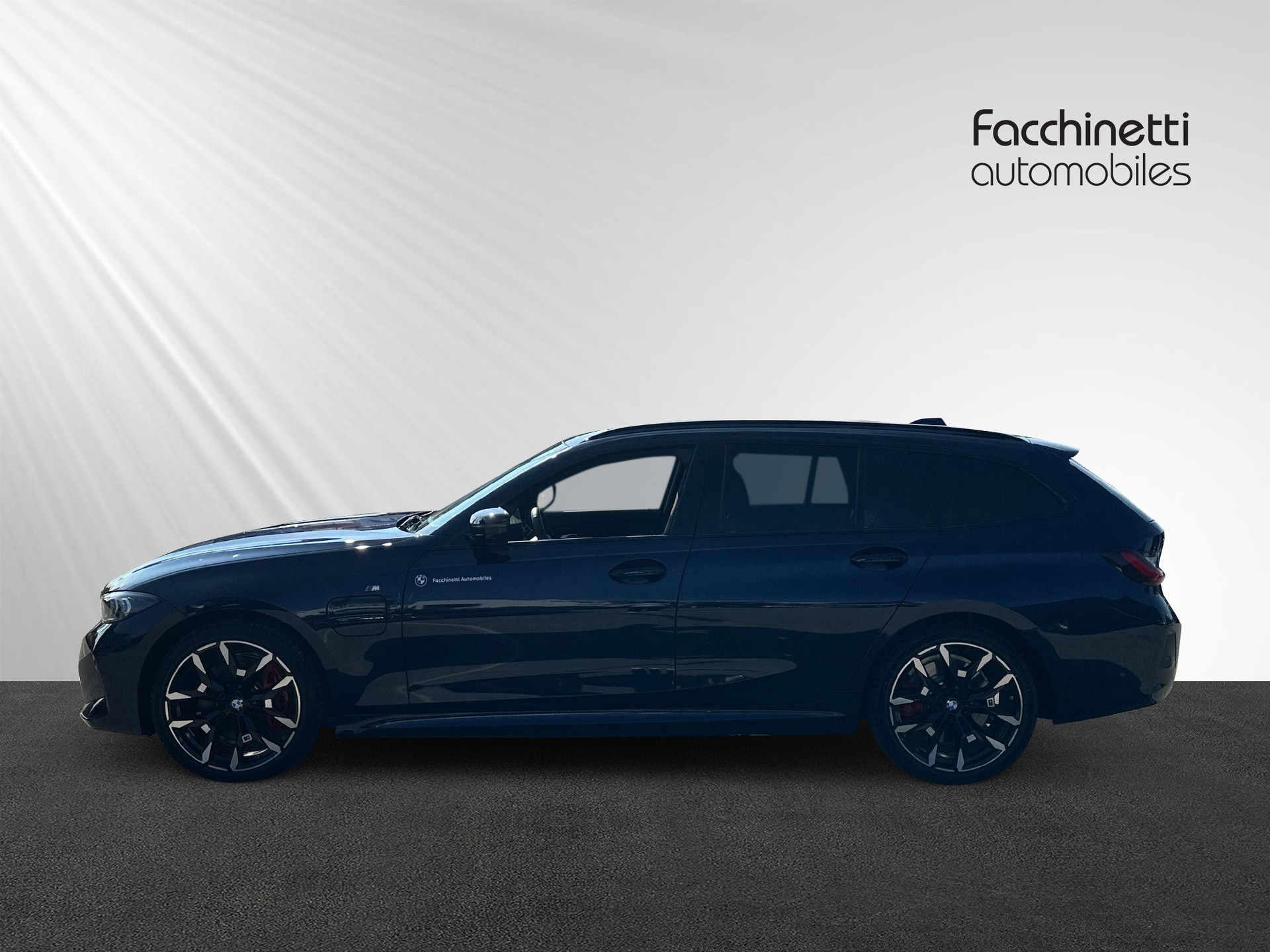BMW 330e x DriveTouring Steptronic M Sport Pro - 2