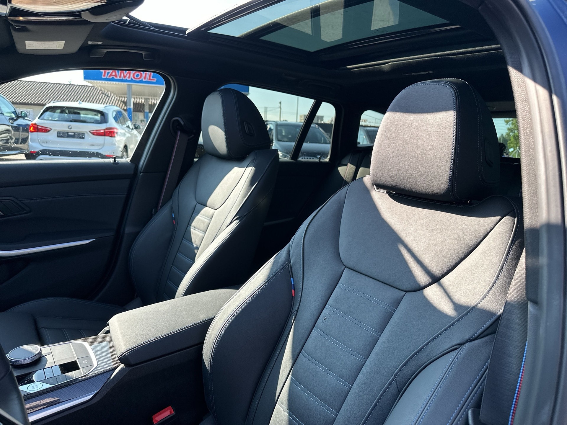 BMW 330e x DriveTouring Steptronic M Sport Pro - 10