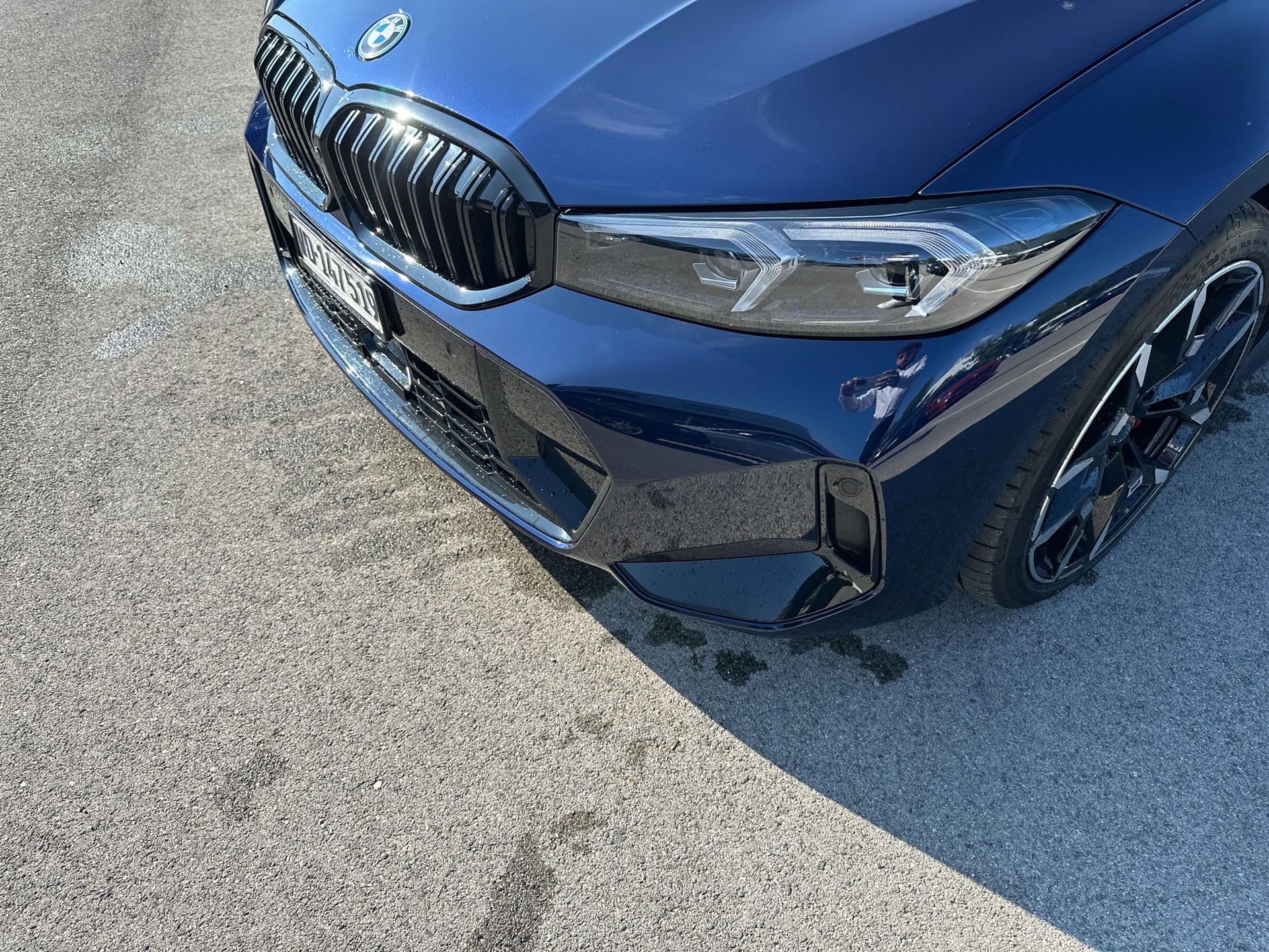 BMW 330e x DriveTouring Steptronic M Sport Pro - 17