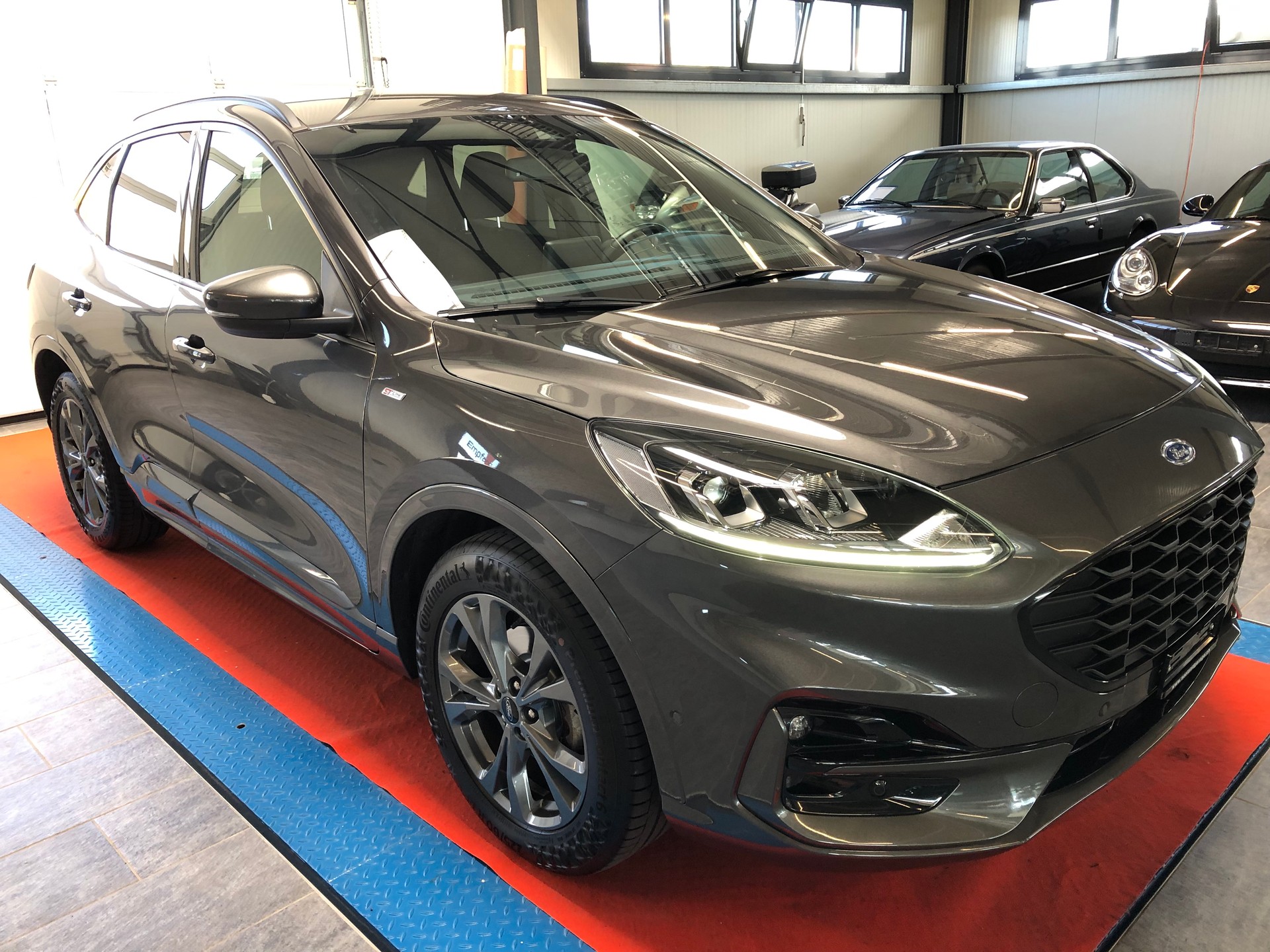 FORD Kuga 2.0 TDCi EcoBlue ST-Line 4WD Automat
