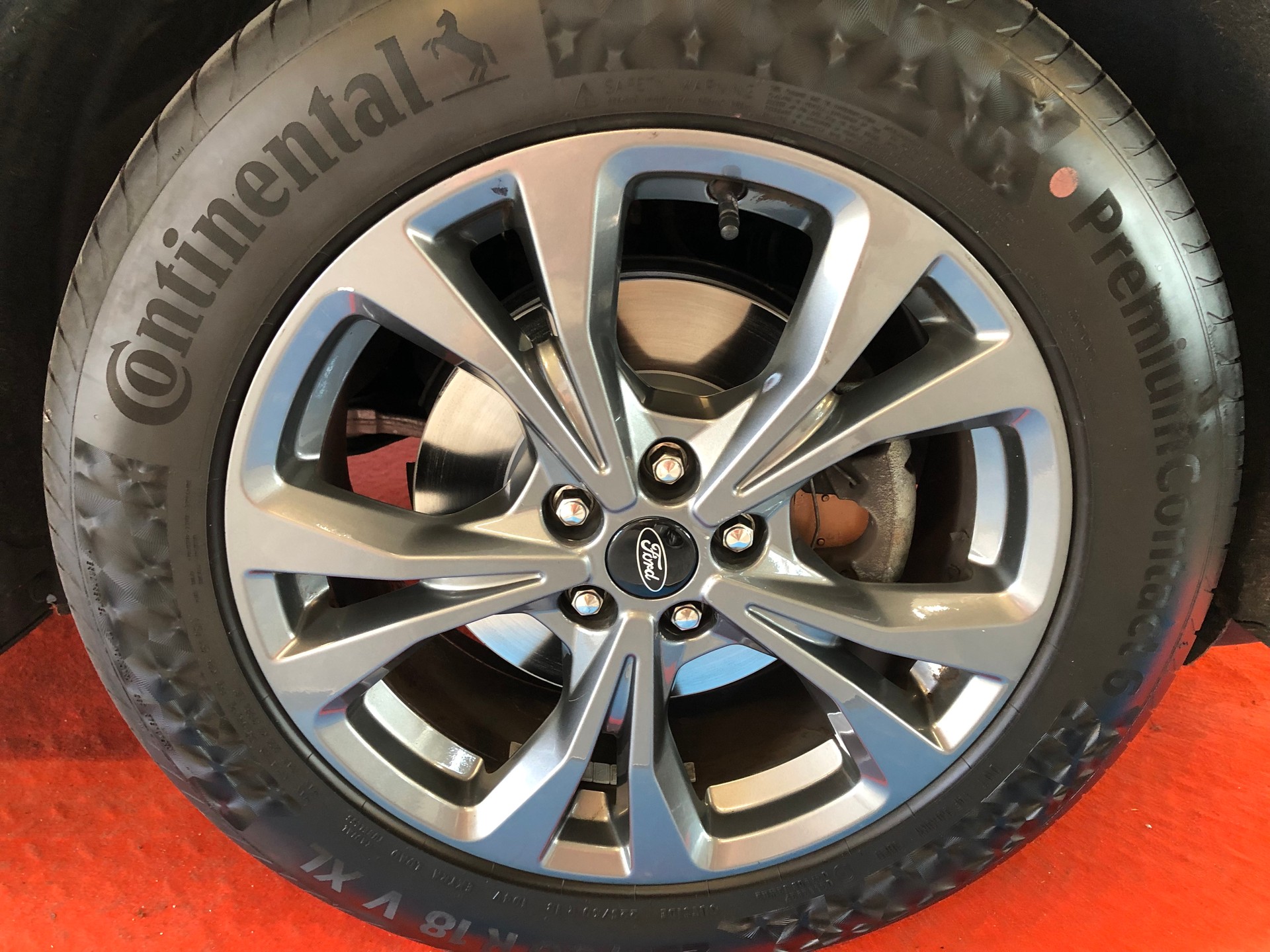 FORD Kuga 2.0 TDCi EcoBlue ST-Line 4WD Automat - 3