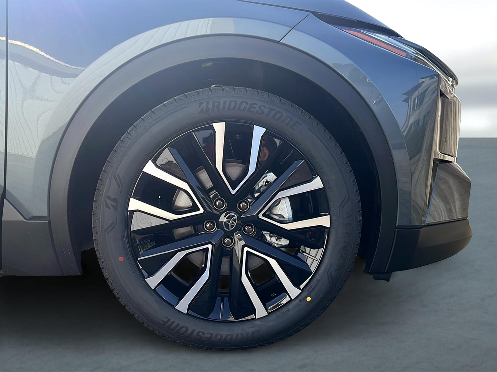 TOYOTA C-HR+ 77 kWh Style AWD - 5